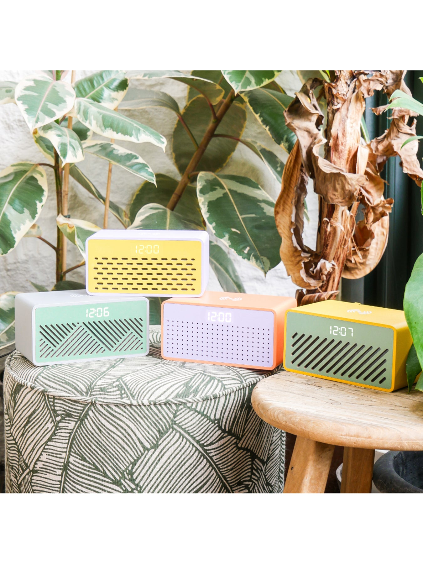 Rise Mix Wireless Charger and Bluetooth Speaker Yellow & Green