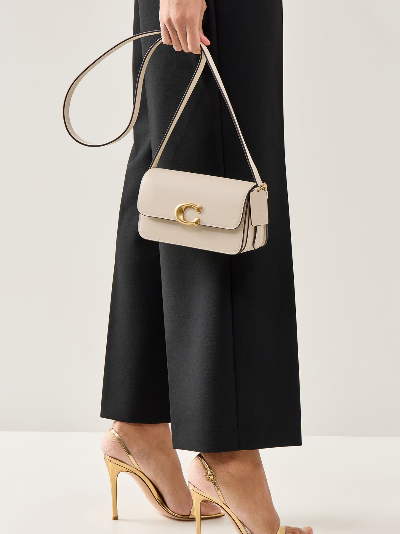 Refined Calf Leather Zoe Shoulder Bag White