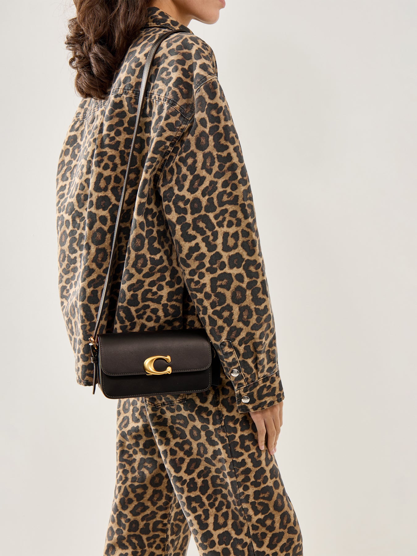 Refined Calf Leather Zoe Shoulder Bag Black