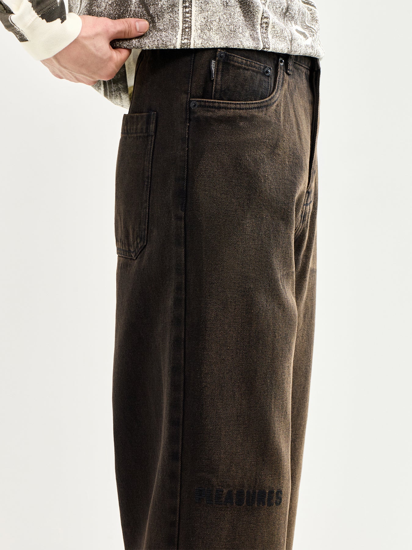 Oil Baggy Jeans Brown