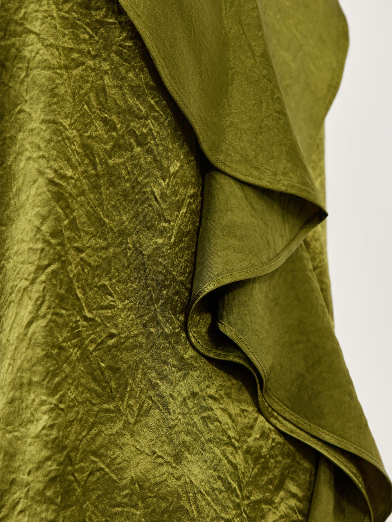 Selene Long-Sleeve V-Neck Top Green