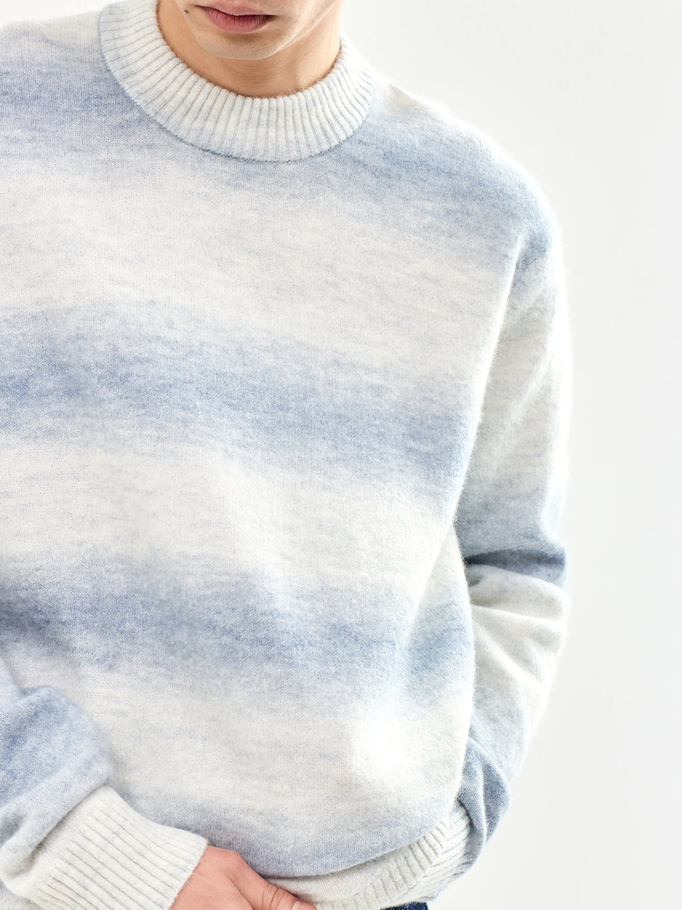 Space Dyed Crew Neck Knit Blue