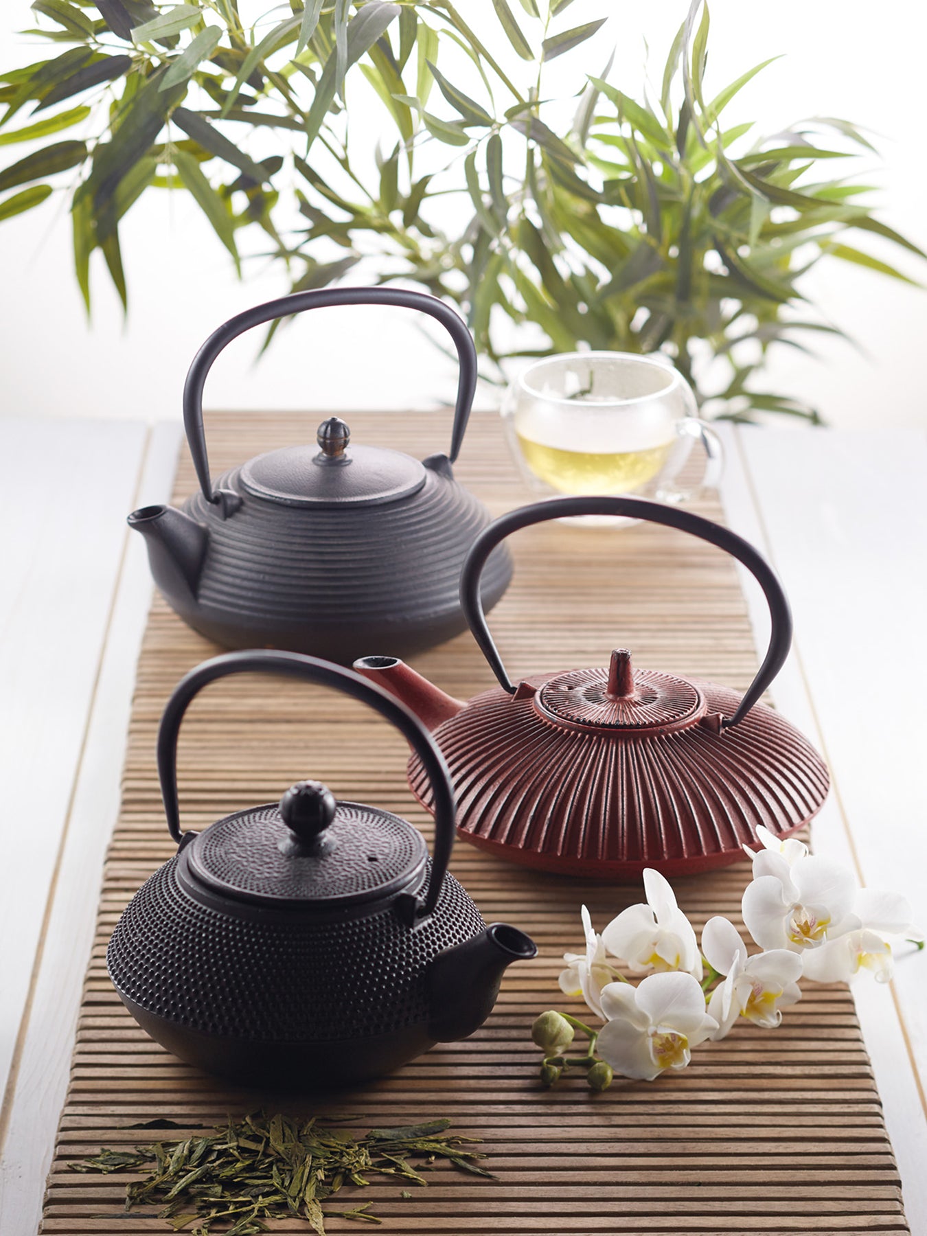 Cast Iron Infuser Teapot 3 Cup Black