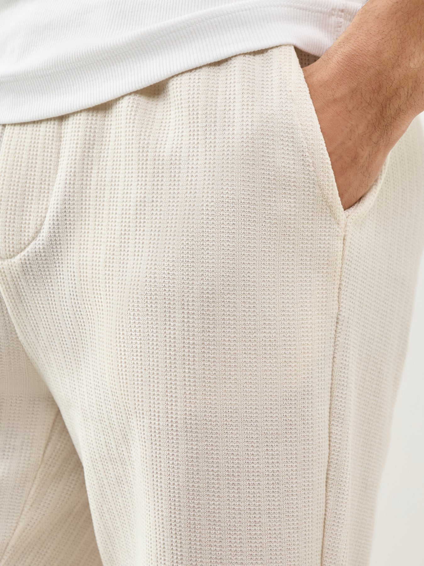 Trey Formal Shorts Cream