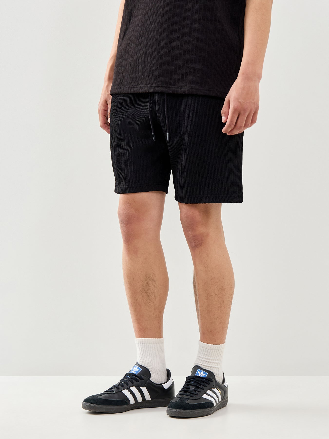 Lazio Relaxed Plissé Shorts Black