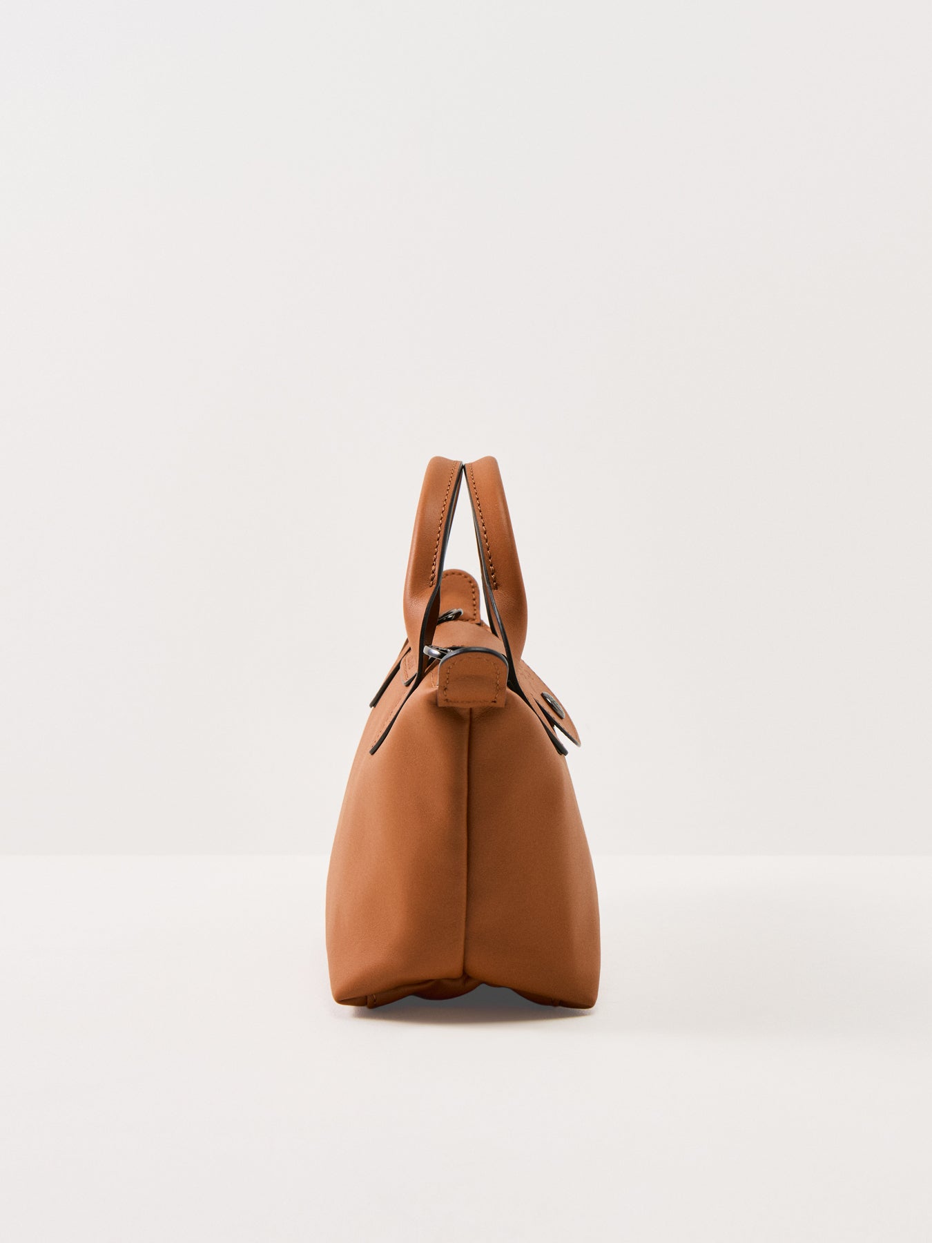 Le Pliage Xtra Extra-Small Leather Handbag Cashew
