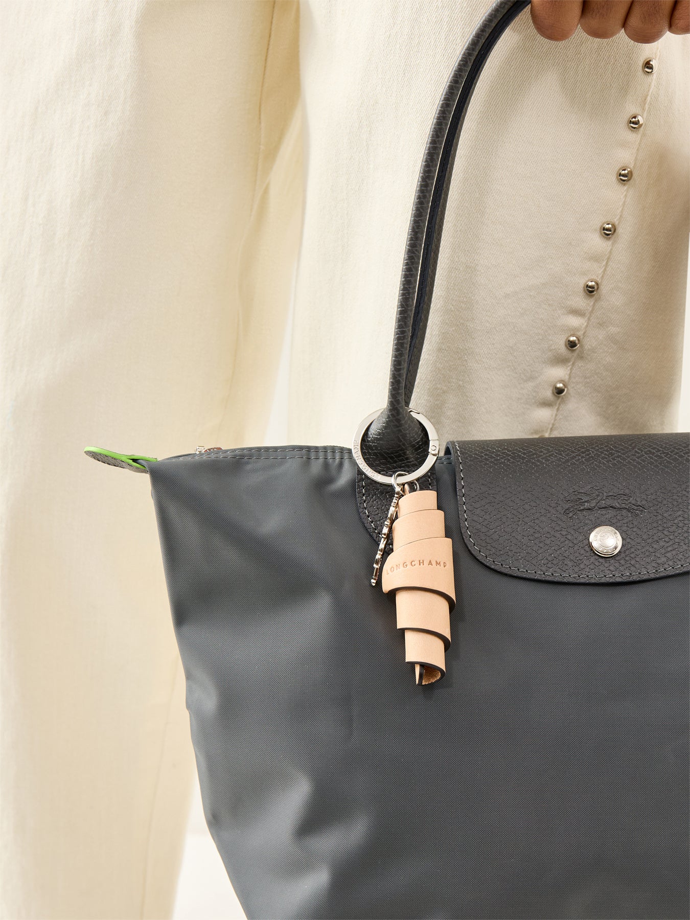 Leather Croissant Key Ring Vegetal