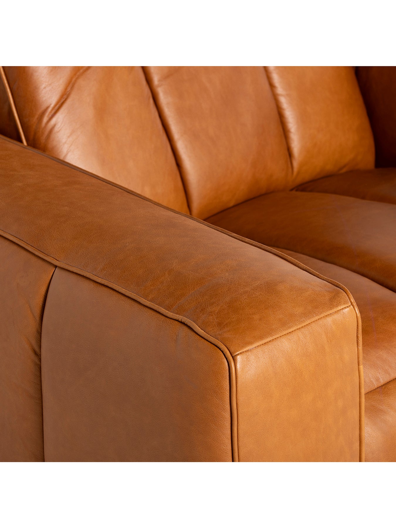 Ventura Snuggle Chair Brown