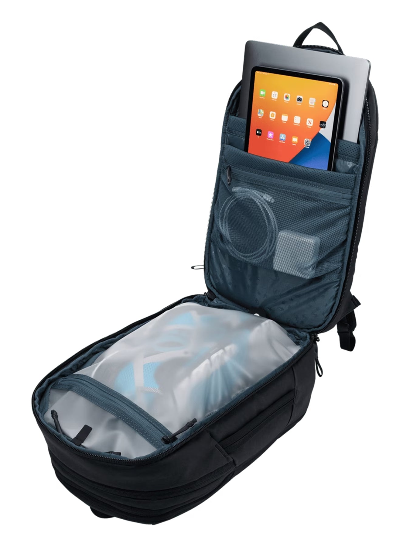 Aion Travel Backpack 28L Black