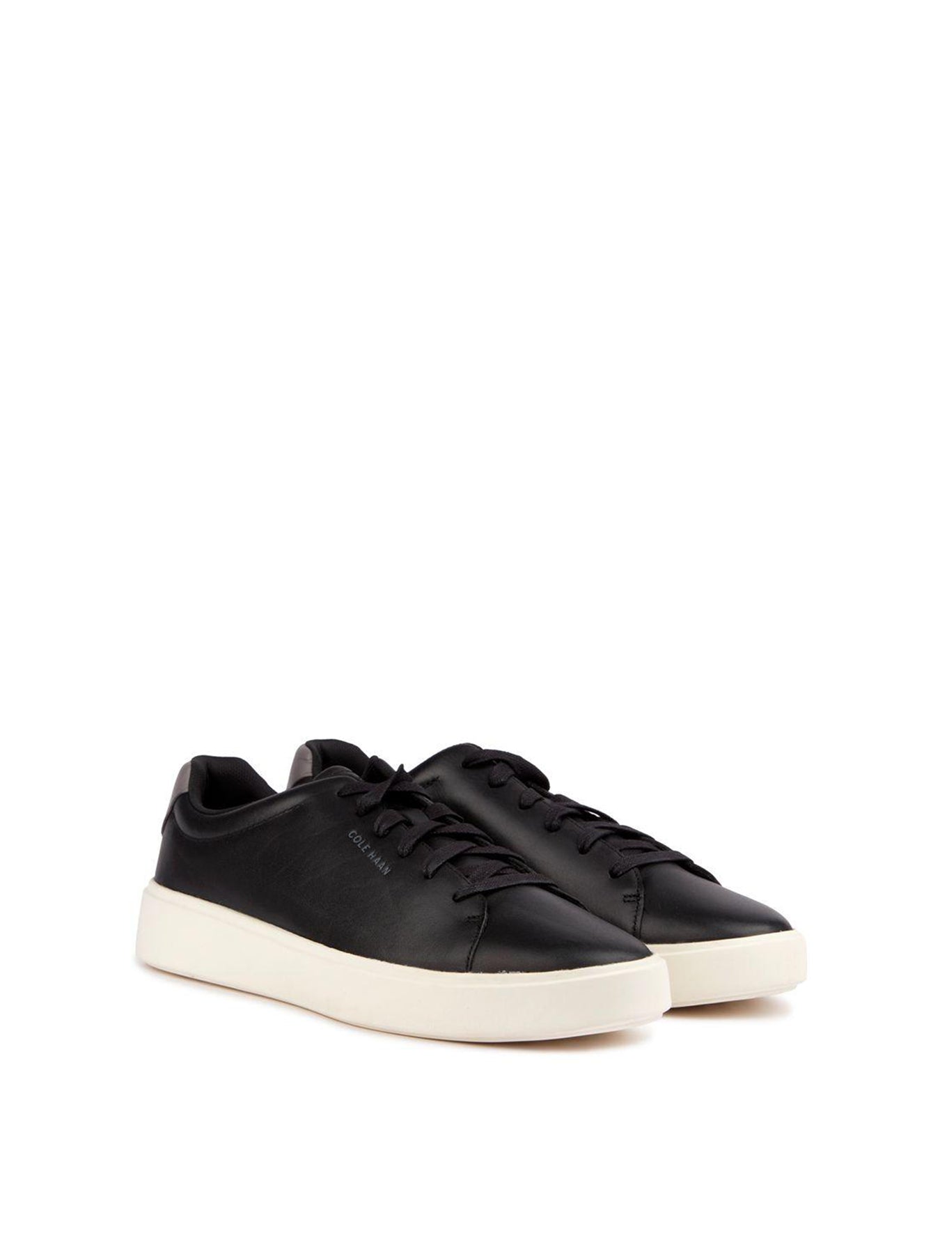 Grand Crosscourt Traveler Trainers Black