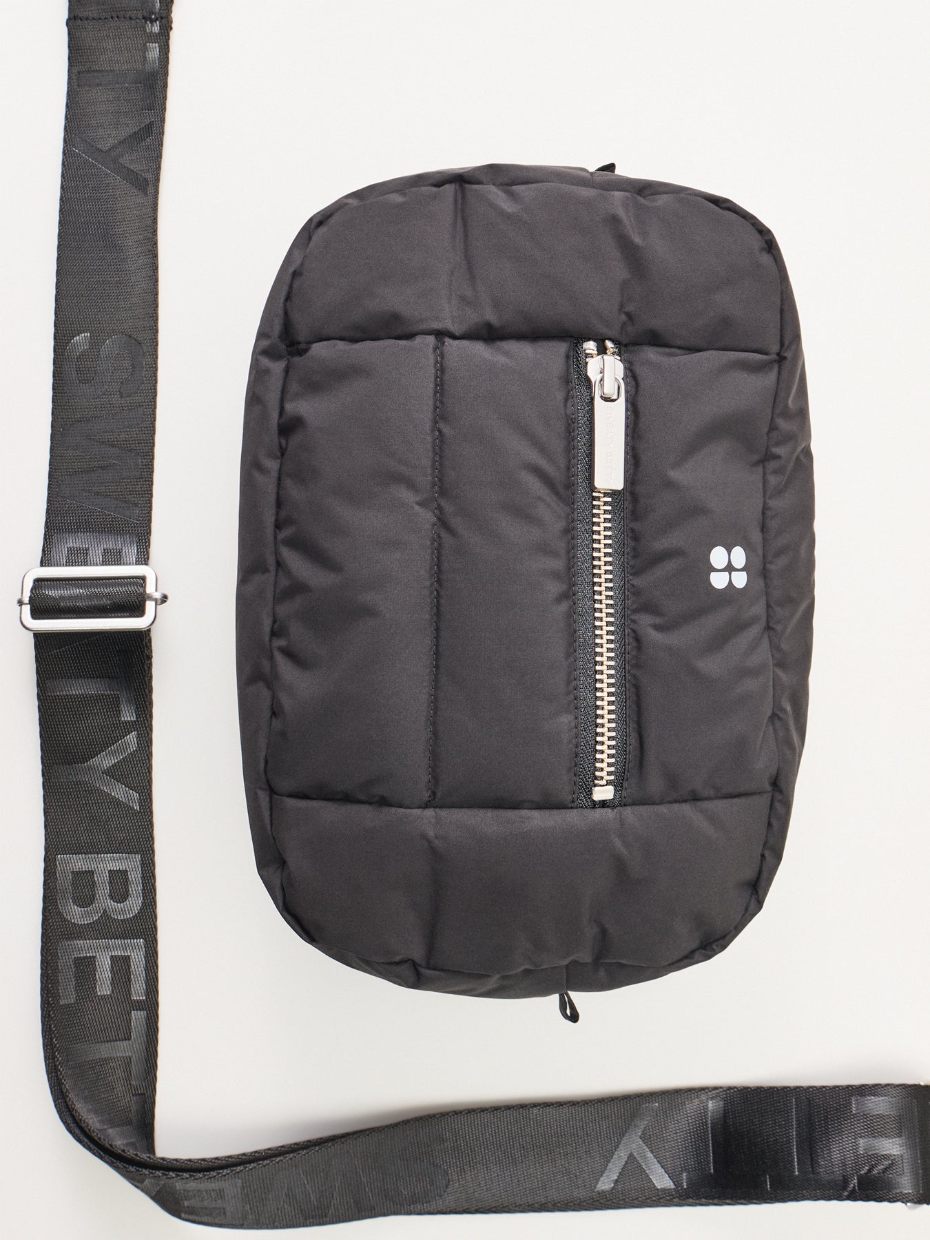 The Nimbus Roam Crossbody Black