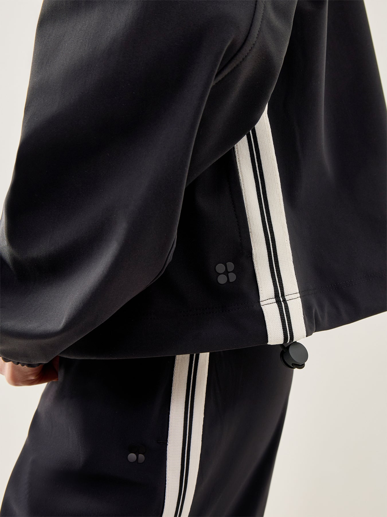 Explorer Side Tape Zip Through Midlayer