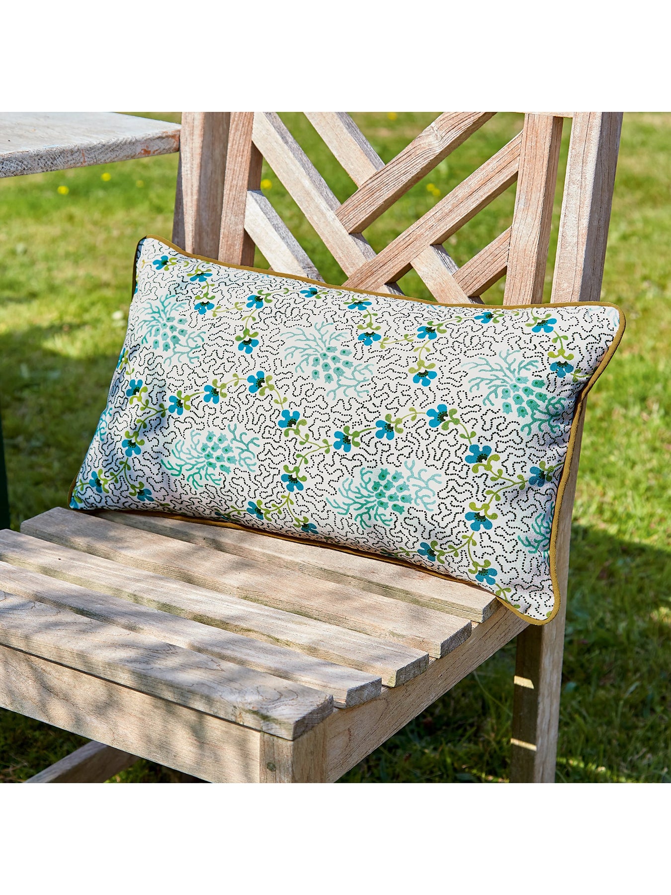Dotty Outdoor Cushion 50x30cm Green