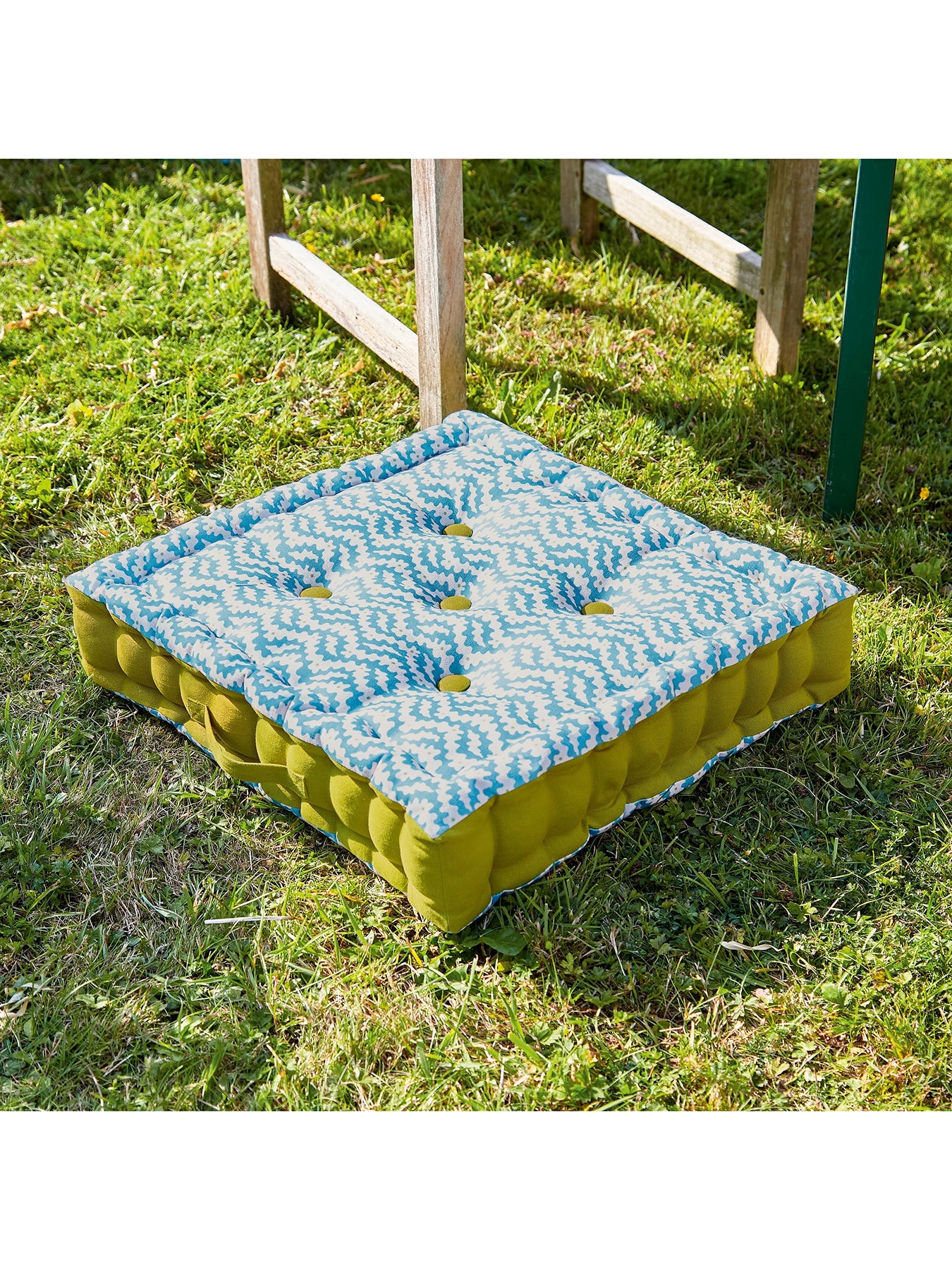 Sperrin Outdoor Cushion 45x45cm Green