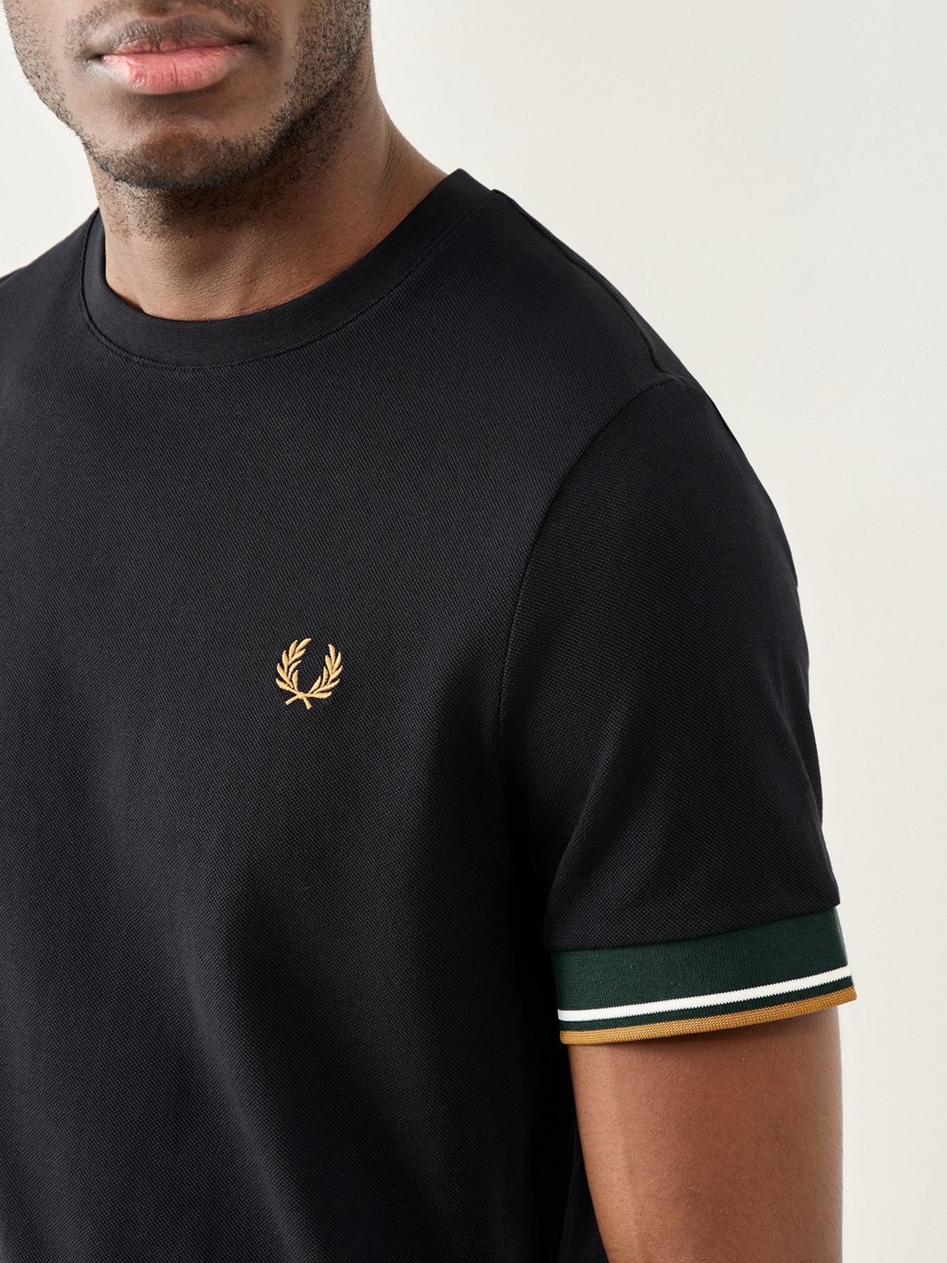 Twin Tipped Cuff T-Shirt Black