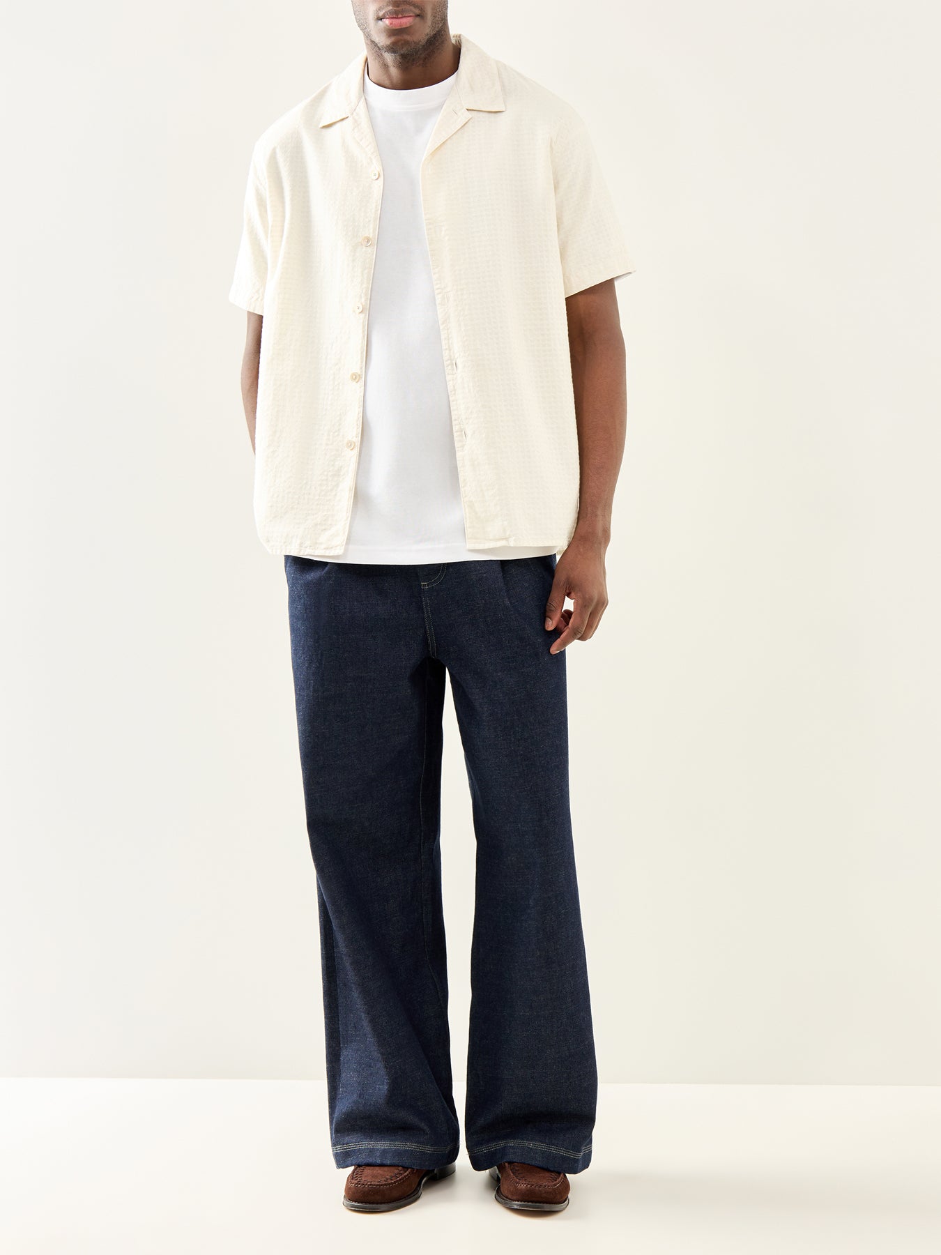 Embroidered Neps Short Sleeve Shirt White
