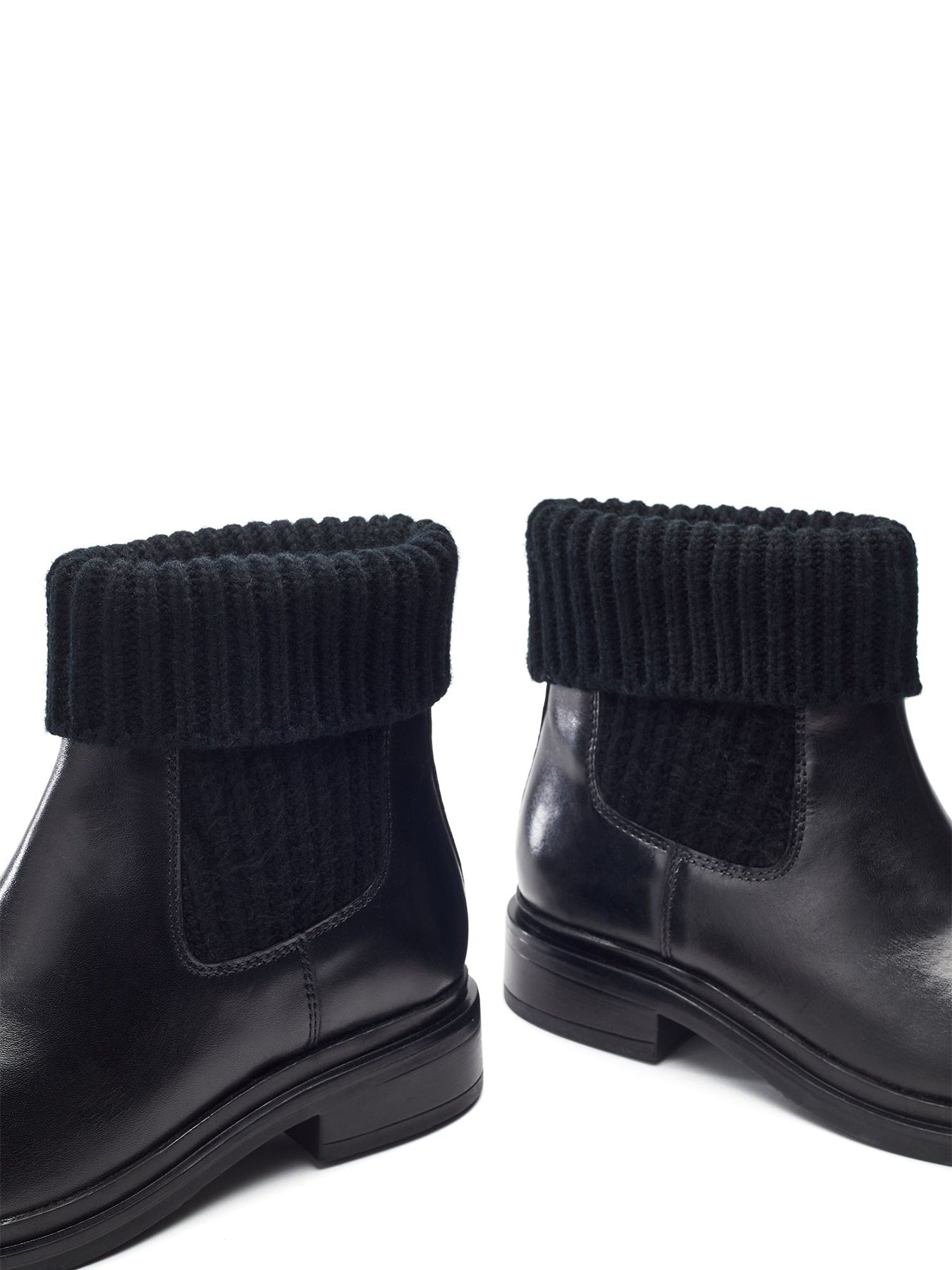 Ozarra Leather Boots Black