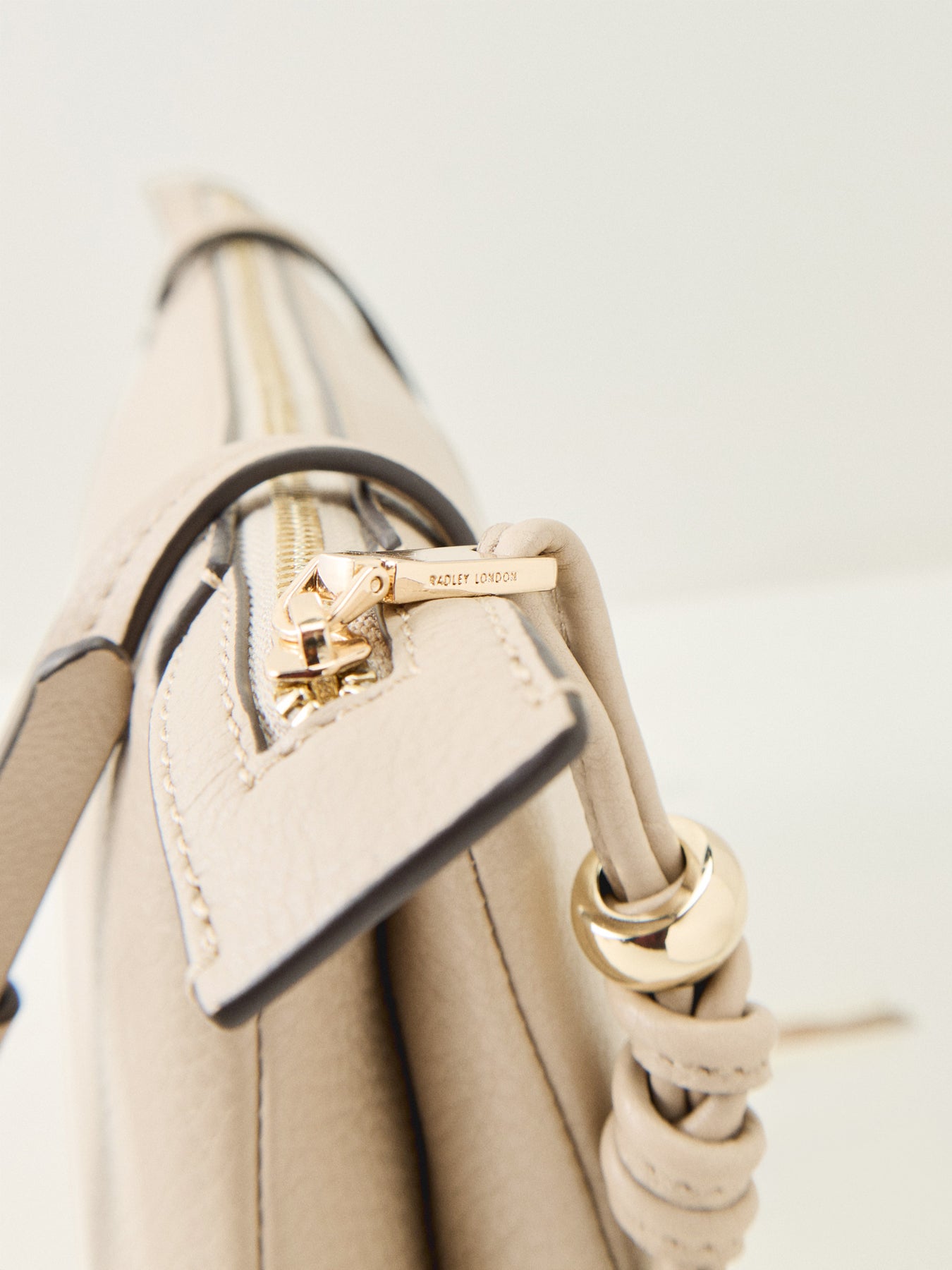 Romilly Medium Ziptop Crossbody Porcini
