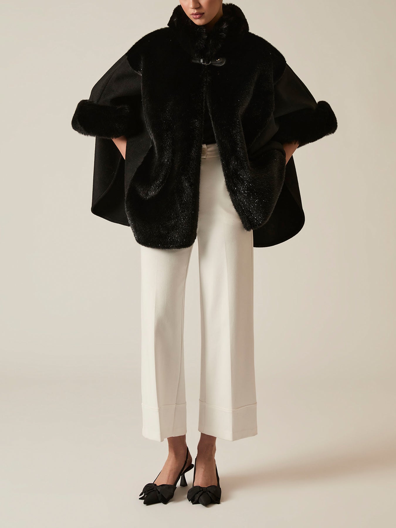 Faux Fur Cape Black