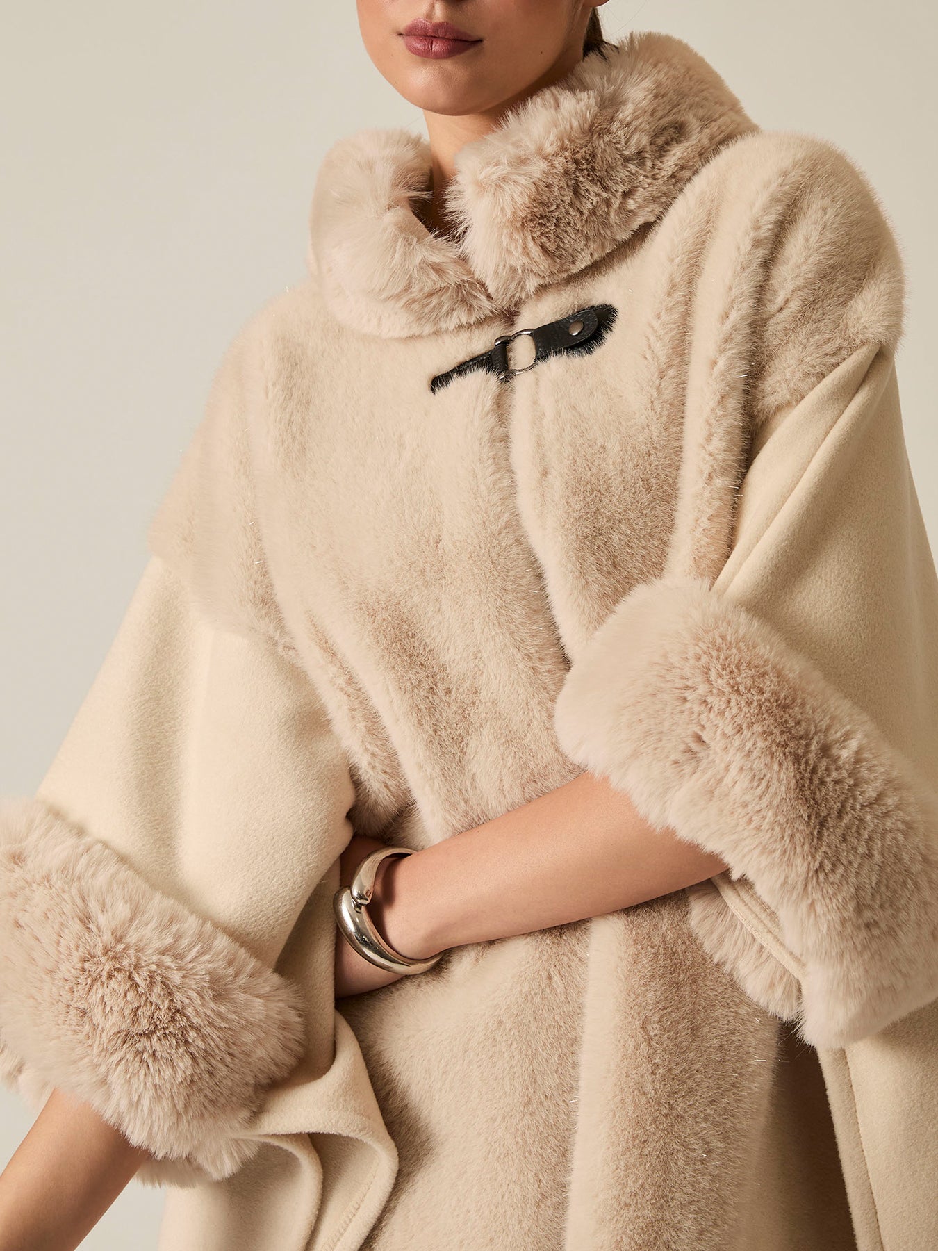 Faux Fur Cape White