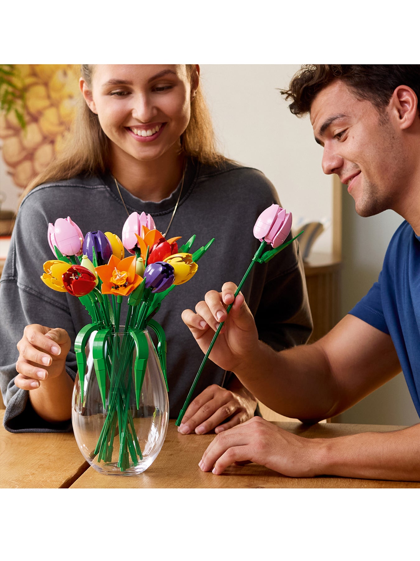 Botanical Tulip Bouquet Set 11501