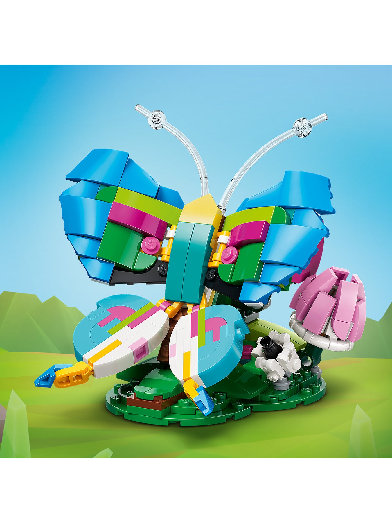 Wild Animals Colorful Hummingbird Building Set 31384