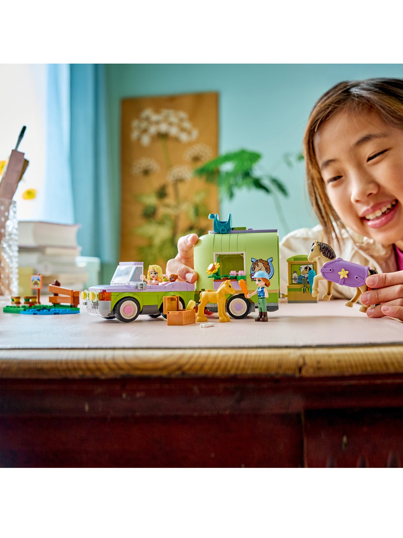 Friends Horse and Baby Foal Trailer Set 42695