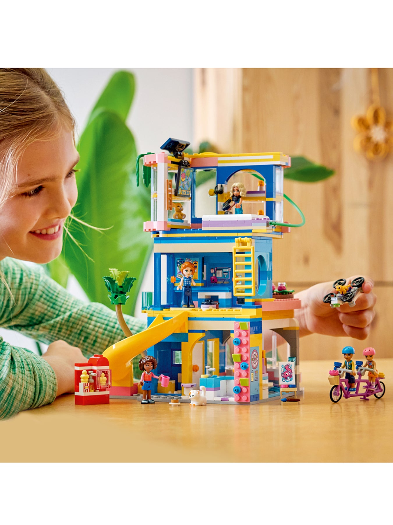 Friends Club House Building Set 42689