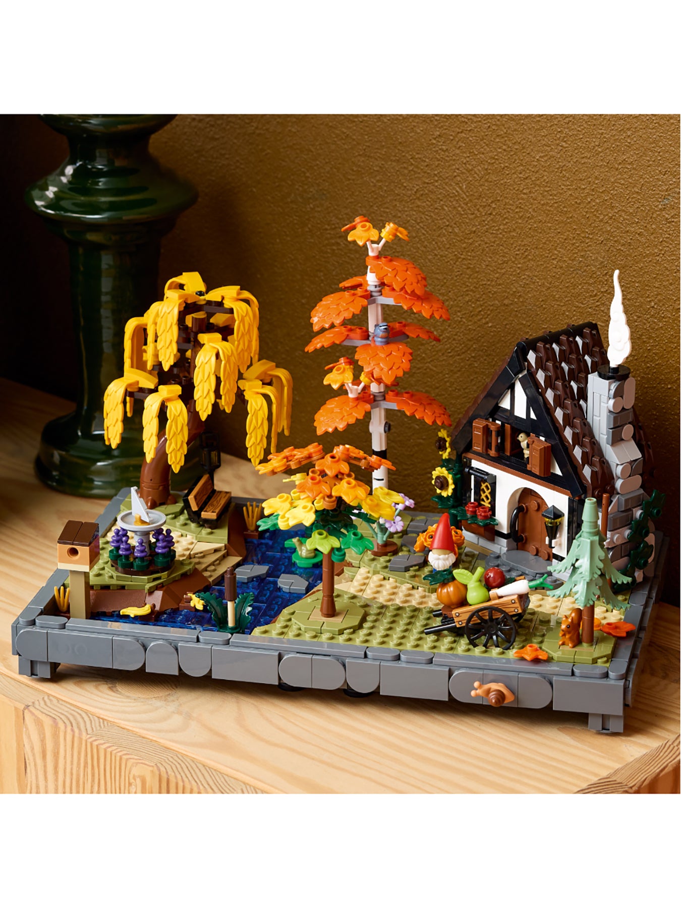 Icons Display Building Set 11372