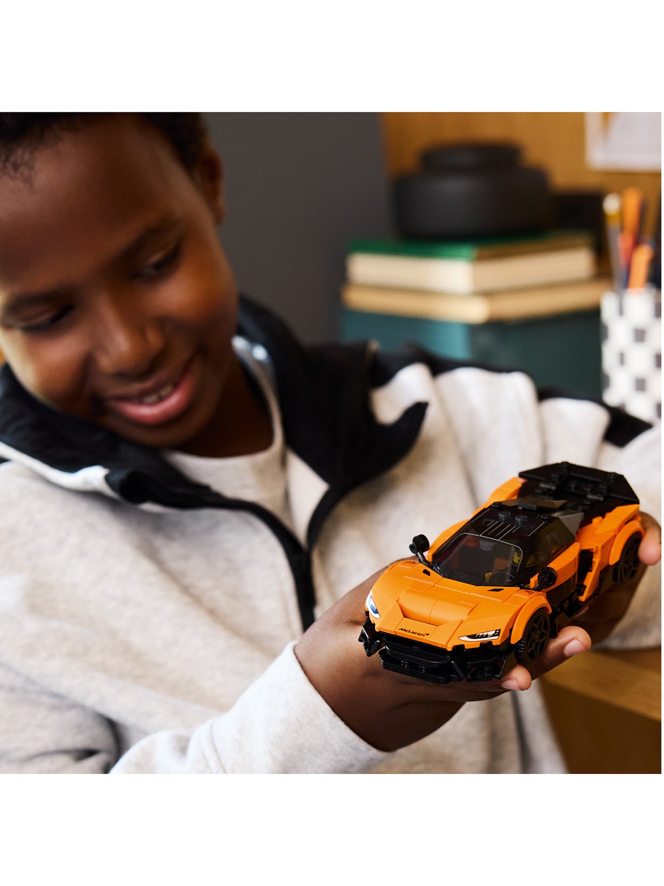 Technic McLaren W1 Supercar Set 77257
