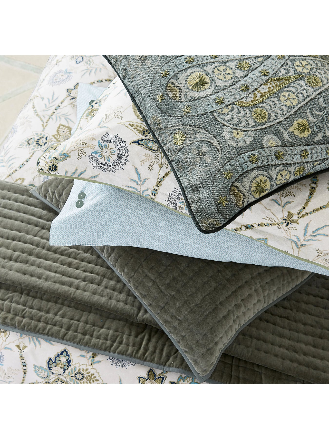 Emira Cotton Percale Duvet Cover Set Soft Teal & Green Double