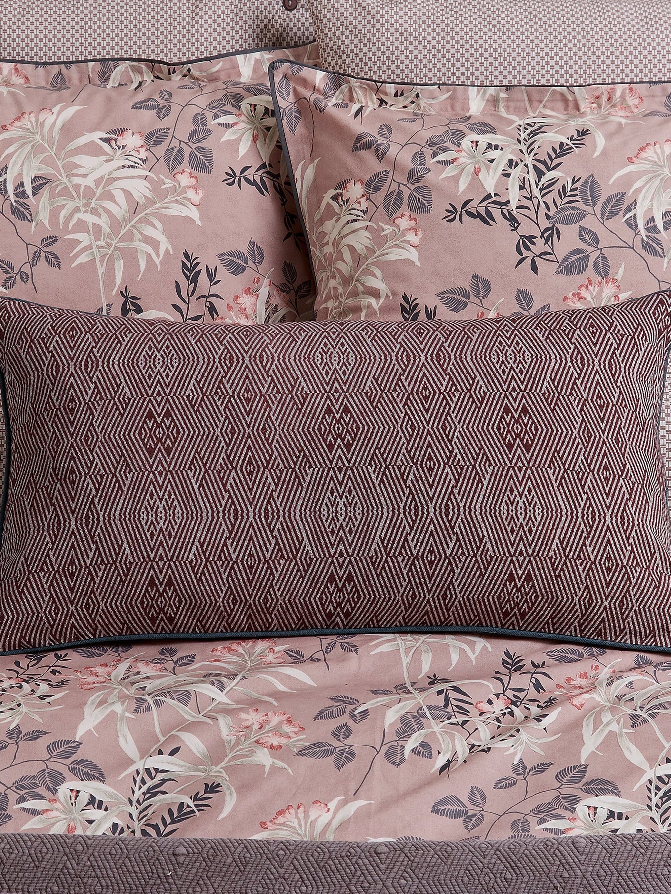 Katara Standard Pillowcase Pair Pink & Grey