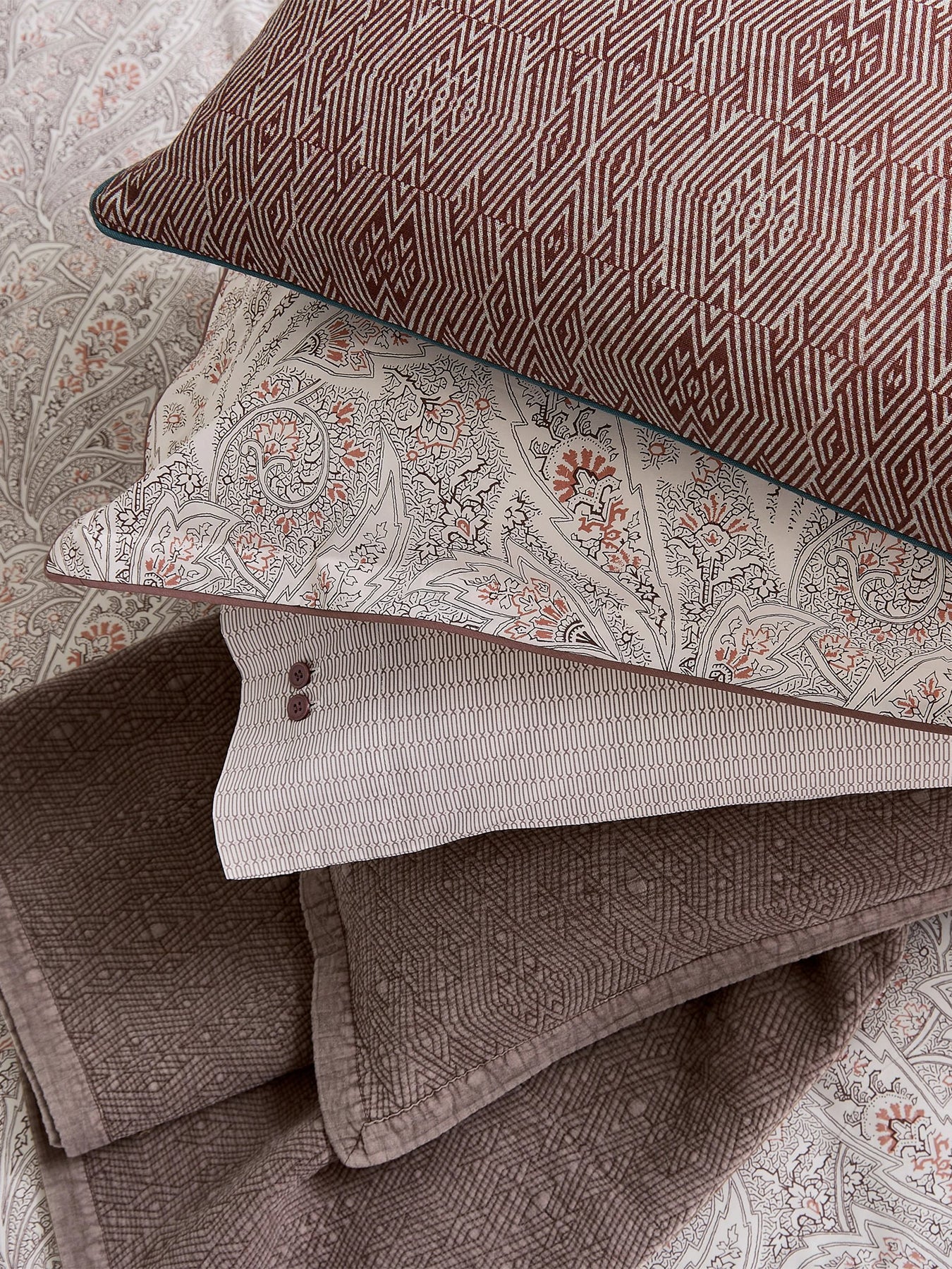 Umma Duvet Cover Set Pink