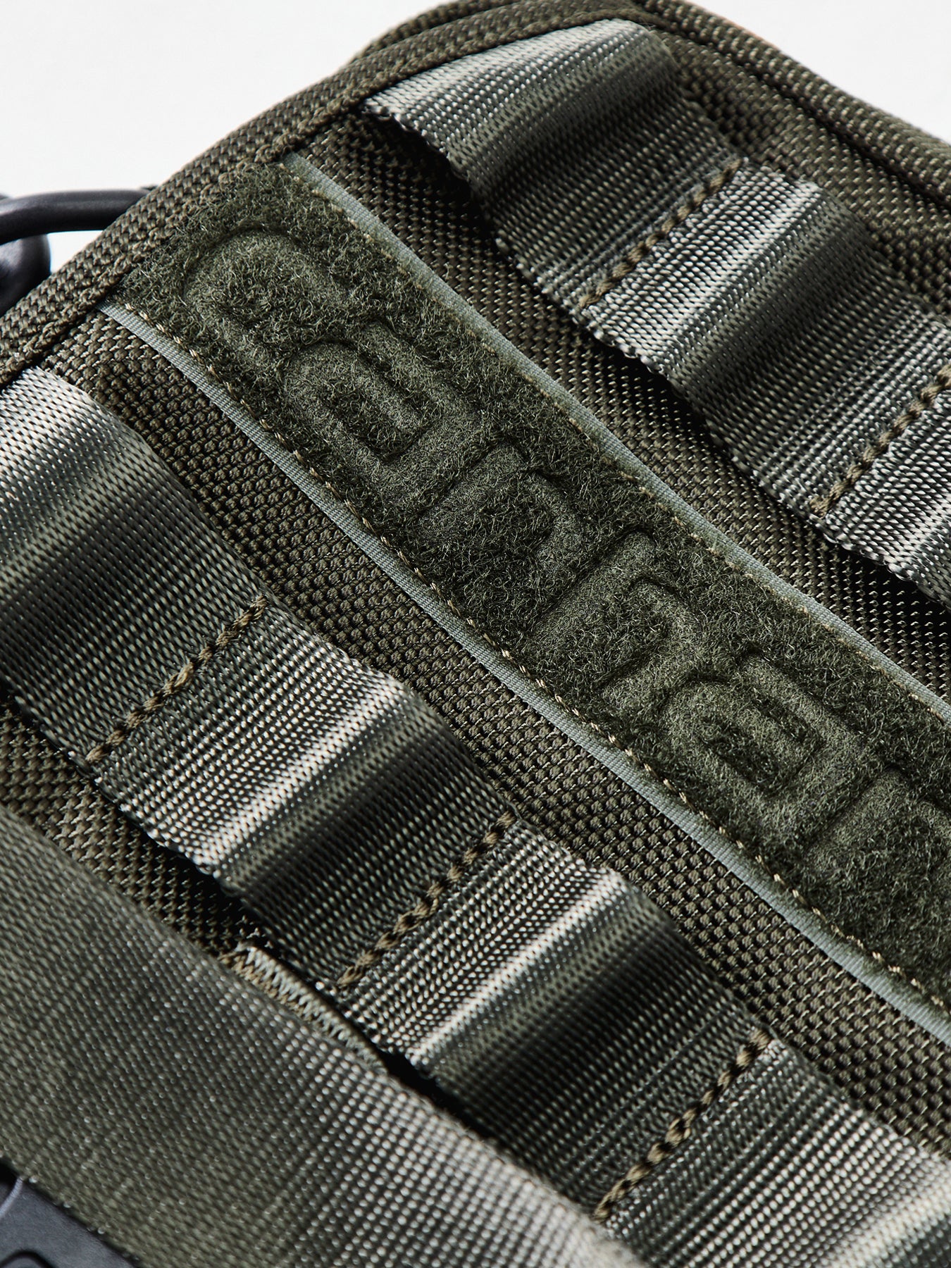 Prescott Shoulder Pouch Green