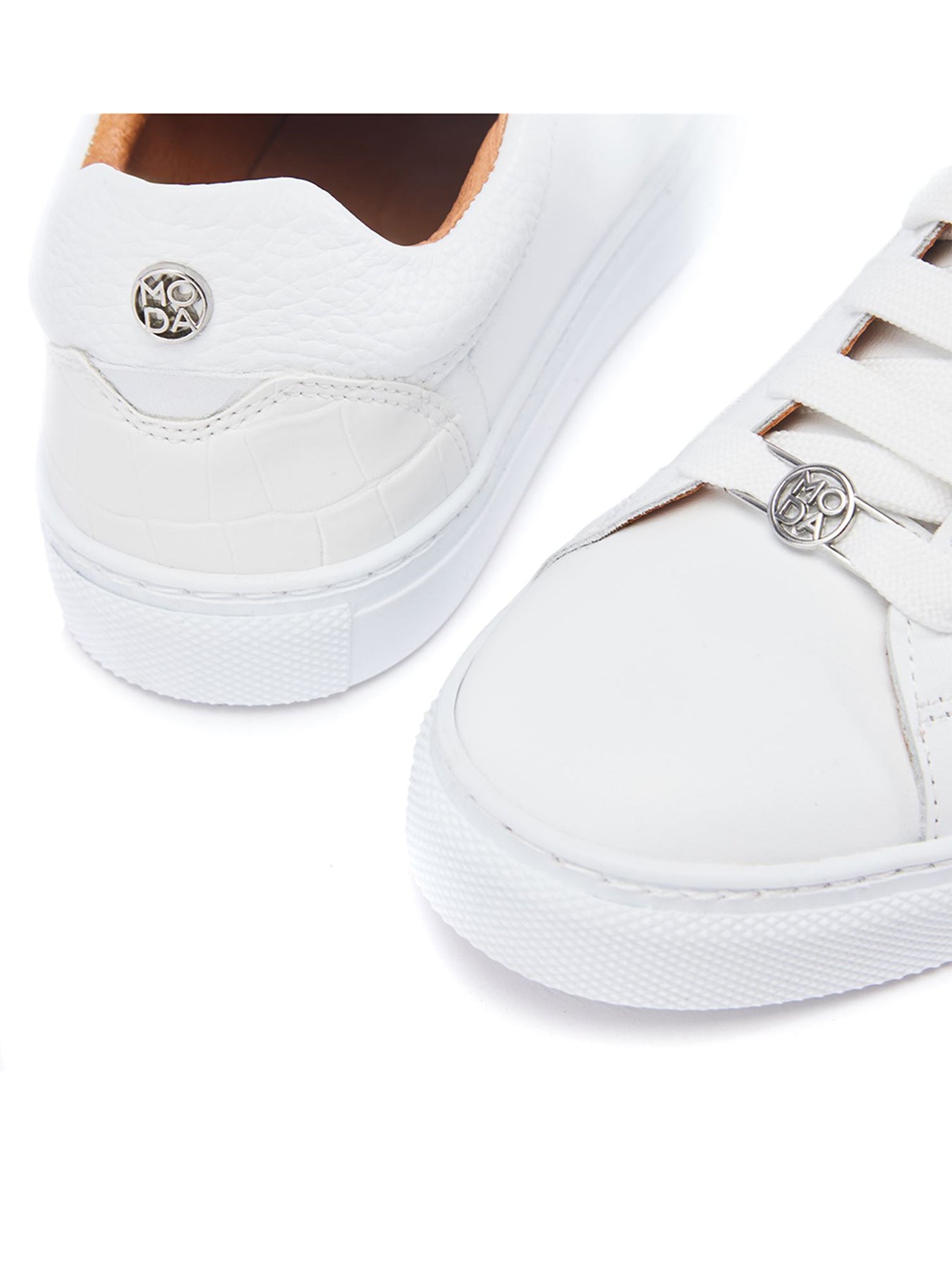 Bailly Chunky Low-Top Trainers White