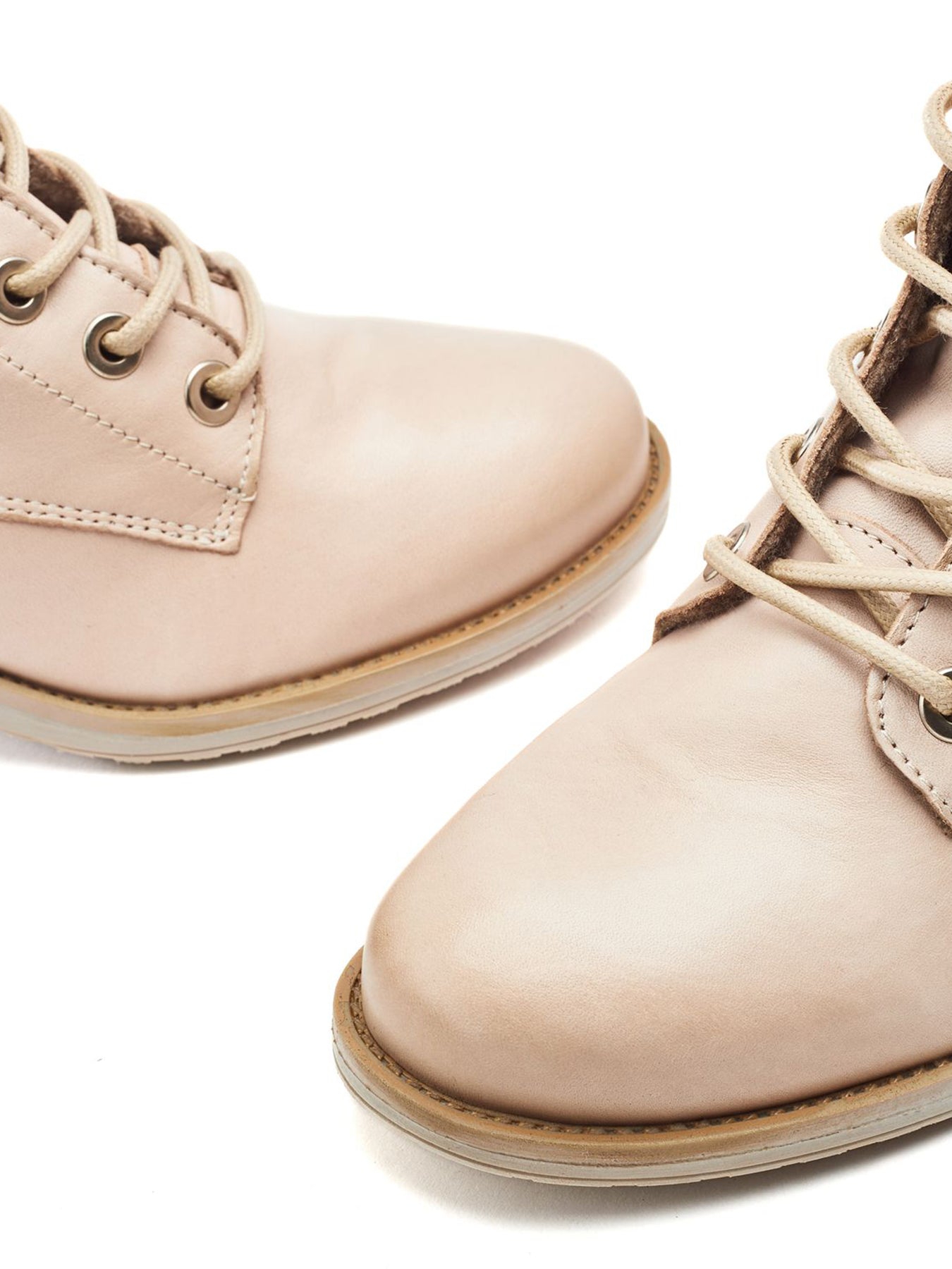Bezzy W Faux-Fur Trim Boots Neutral