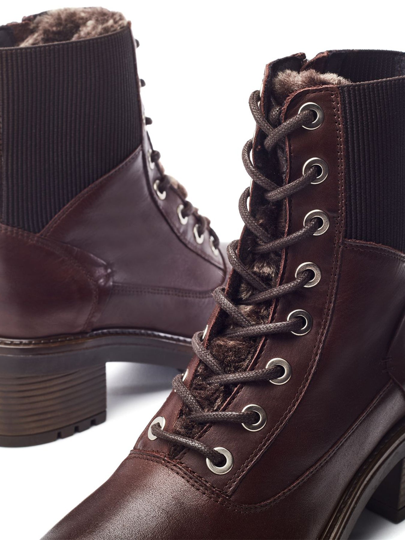 Omura Soft-Structured Boots Brown