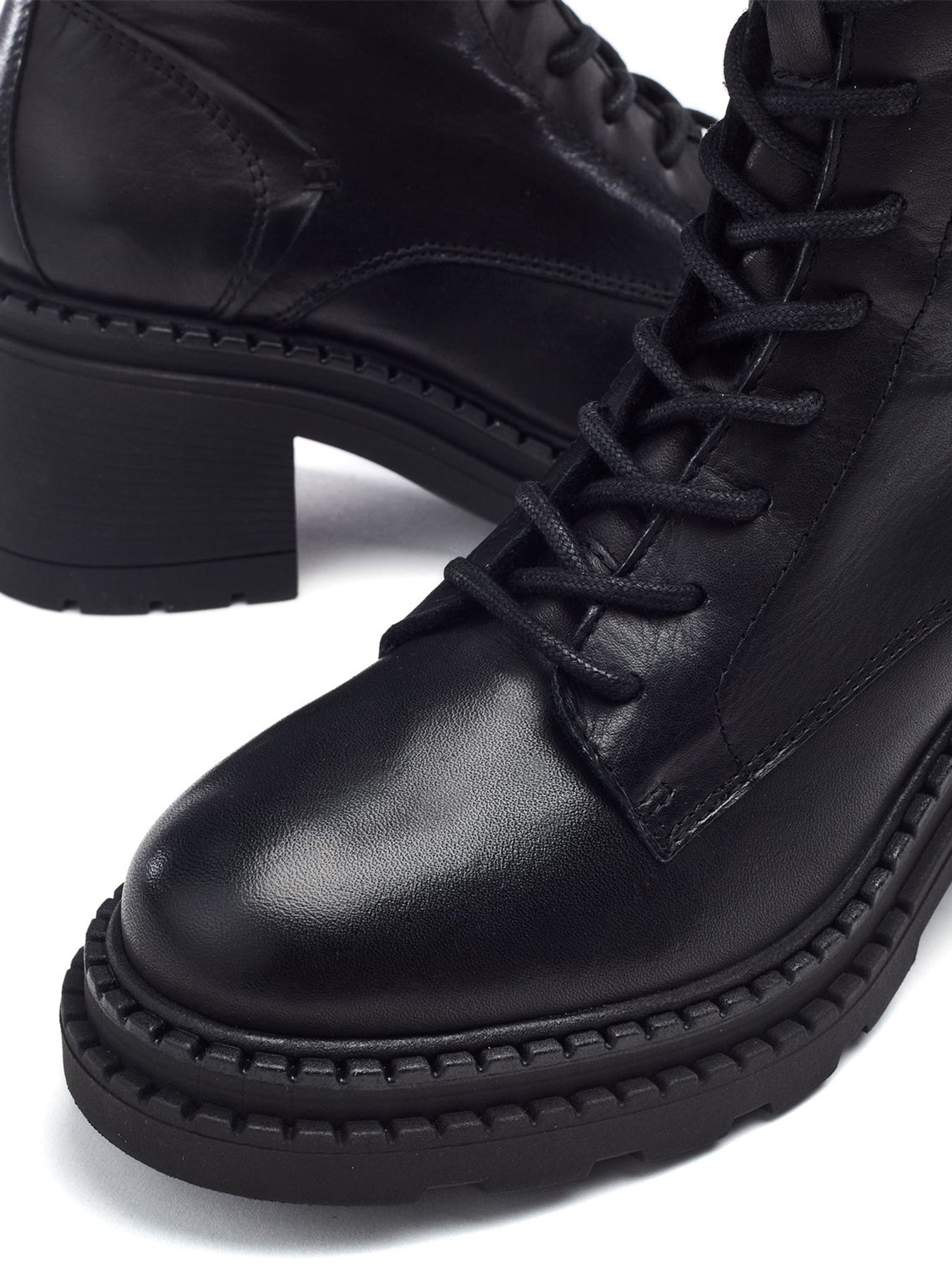 Orrena Heeled Ankle Boots Black