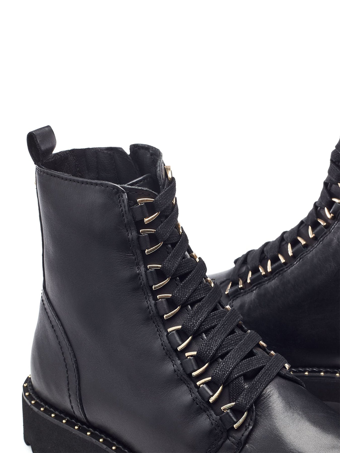 Otabi Block-Heel Ankle Boots Black