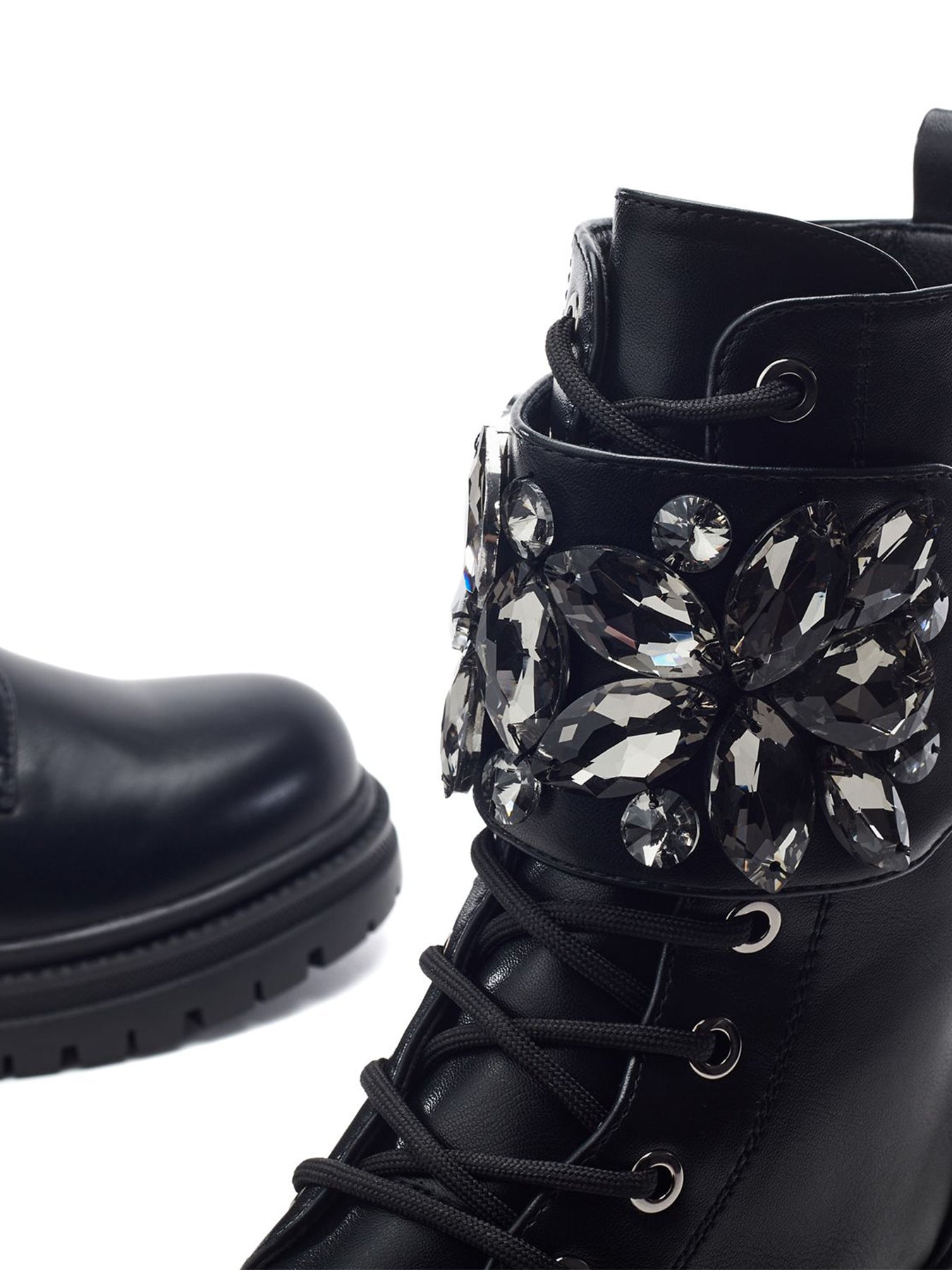 Oxaria Tall Structured Boots Black