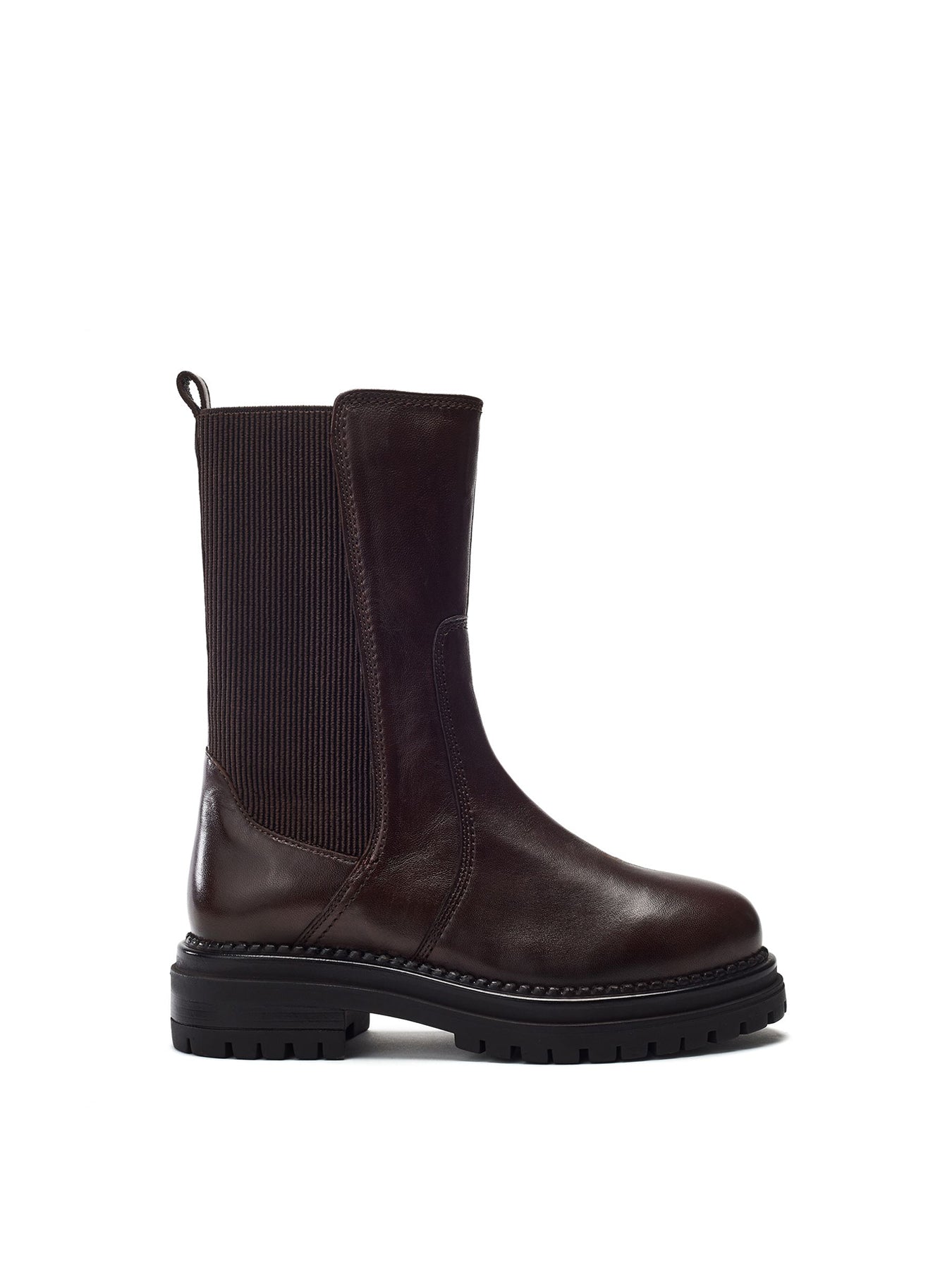 Oyari Classic Ankle Boots Brown