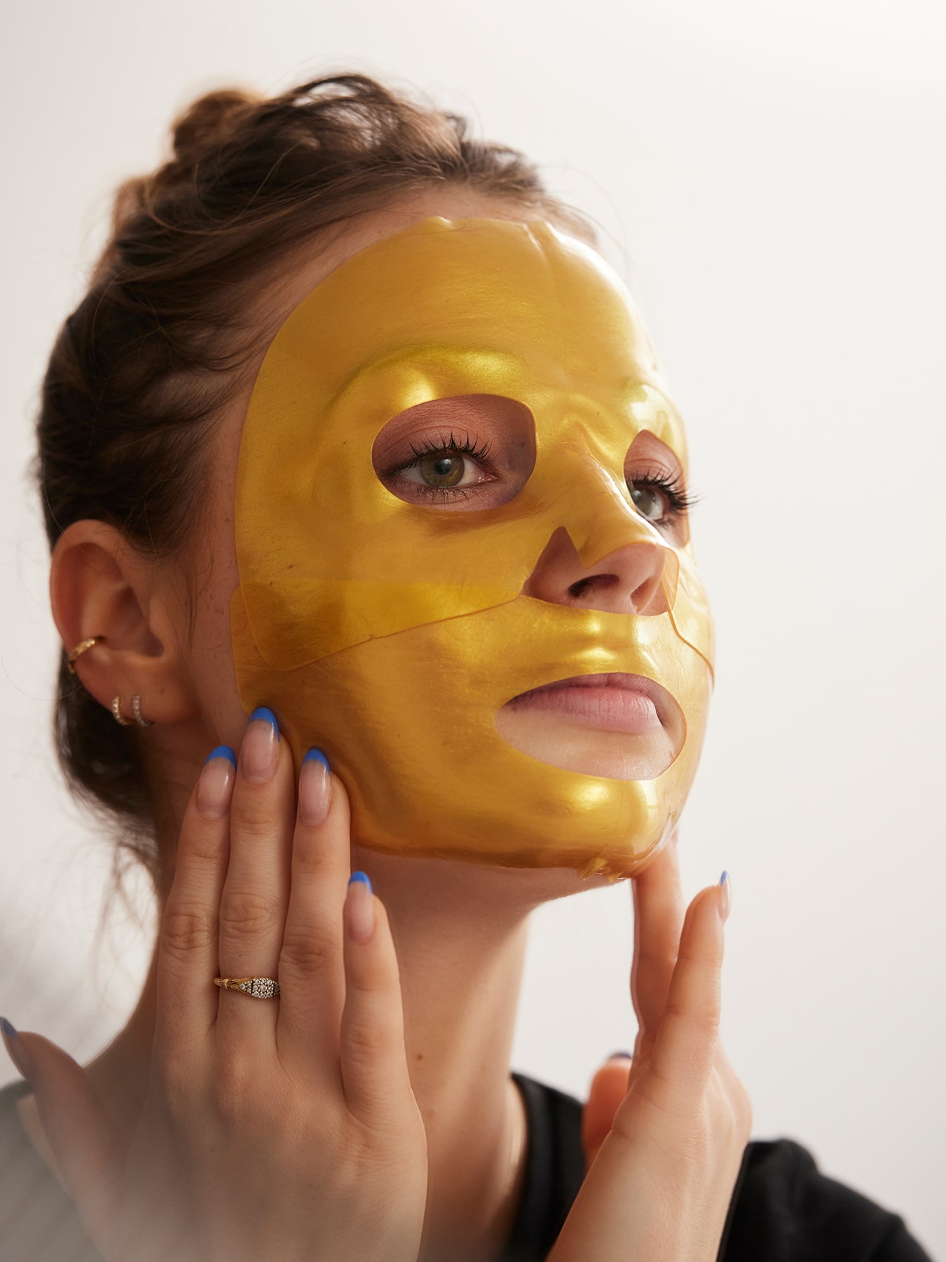 Bee Venom Hydrogel Facial Mask