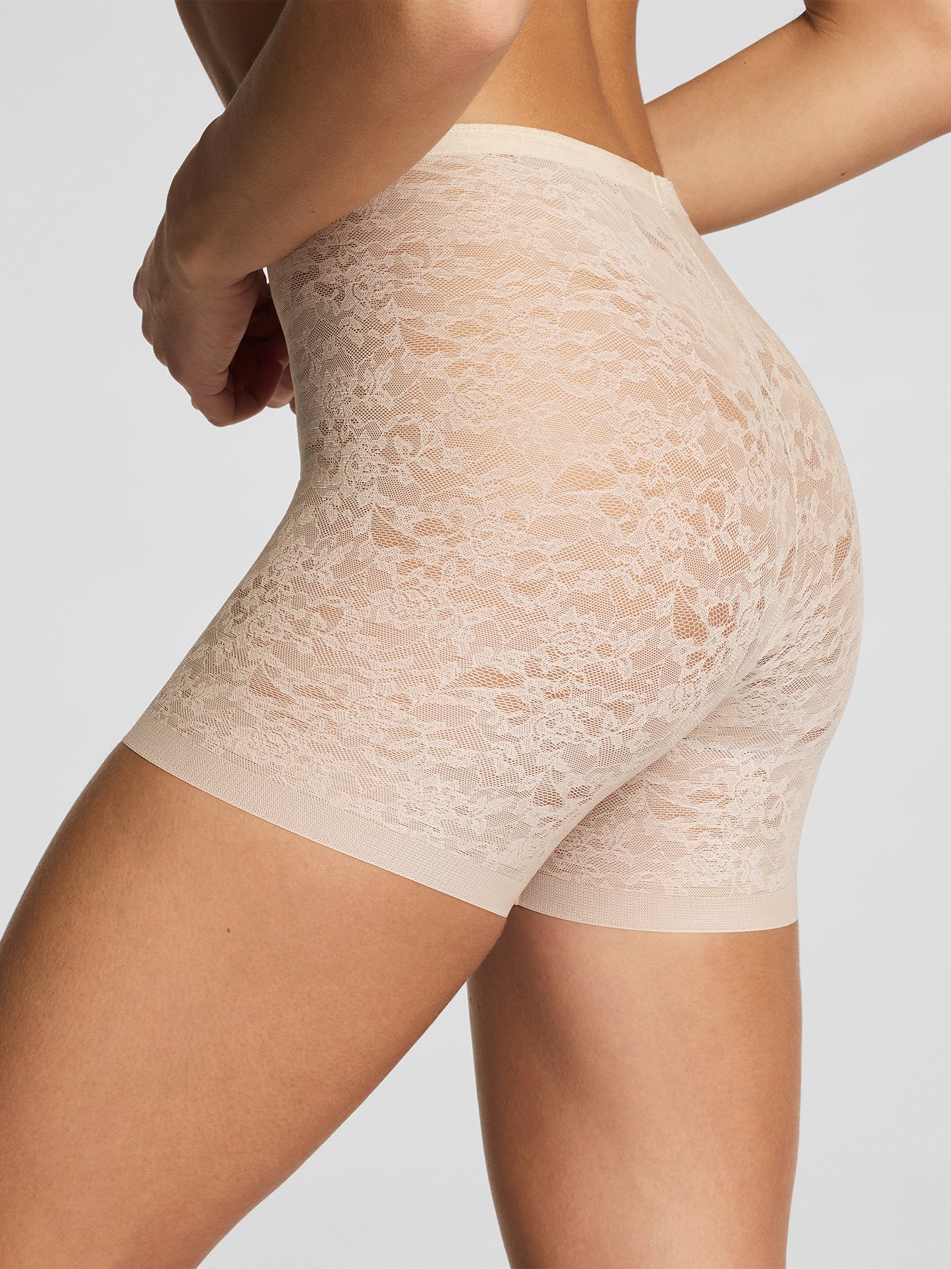 Day to Date Girlshort Cream