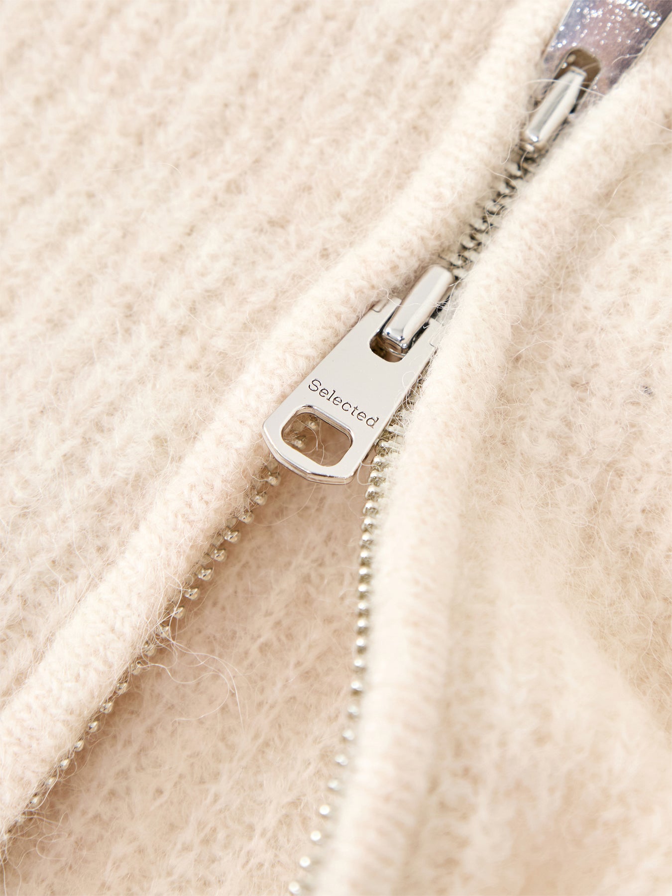 Short Knit Cardigan Cream