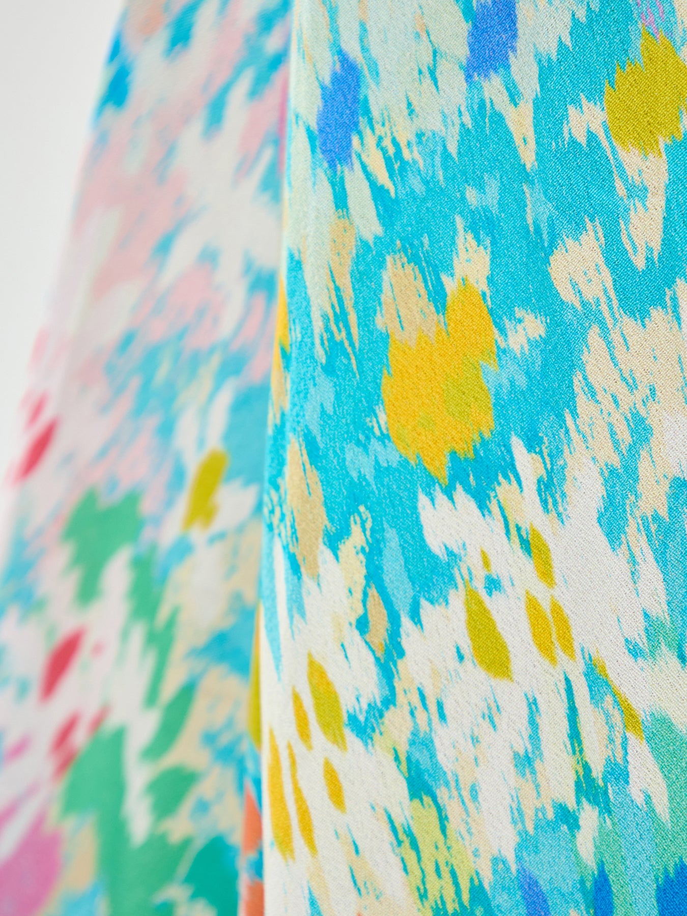 Dreamy Floral Oasis Floral Print Maxi Dress Blue