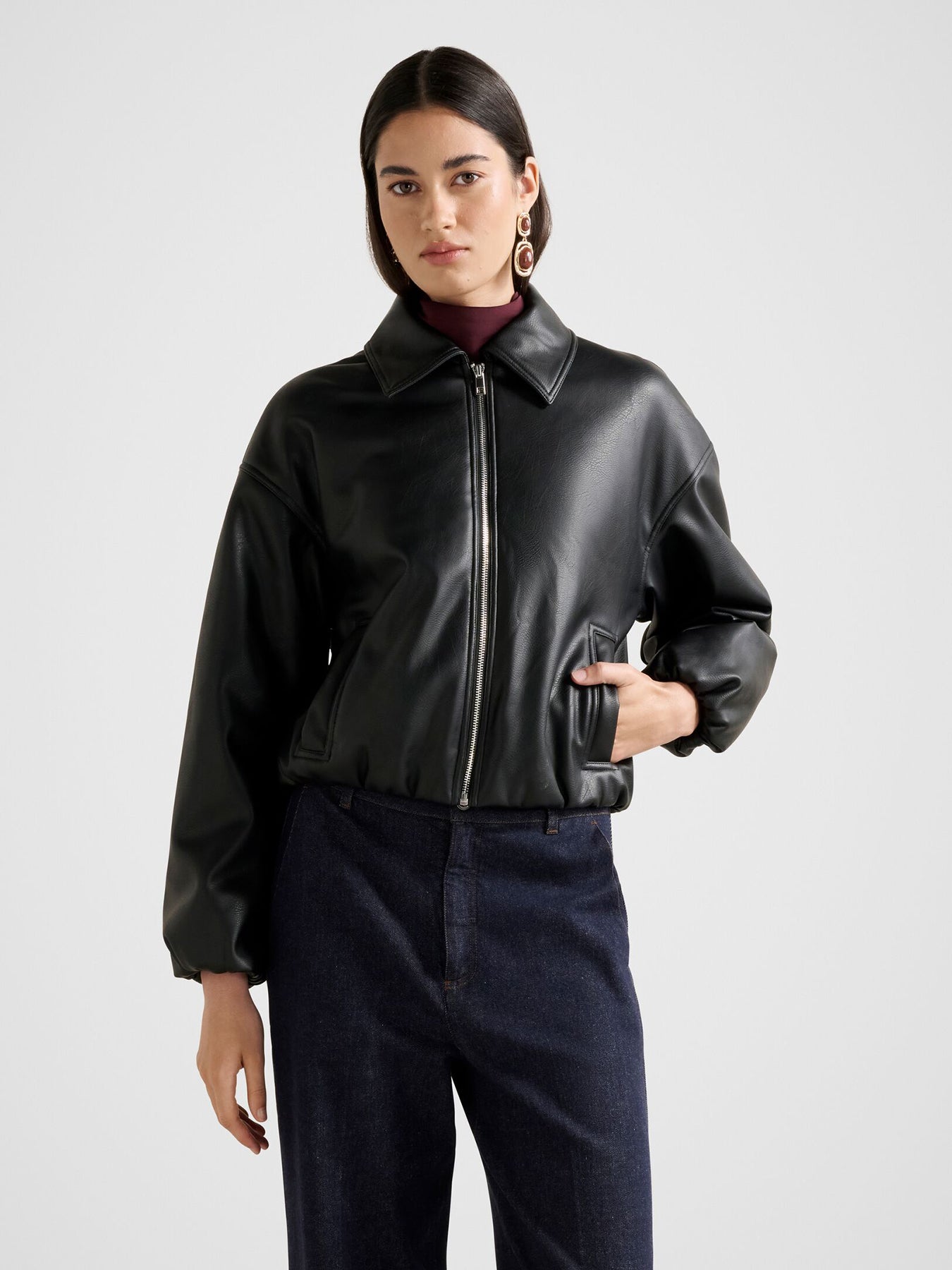 Mattie Cropped Bomber Jacket Black