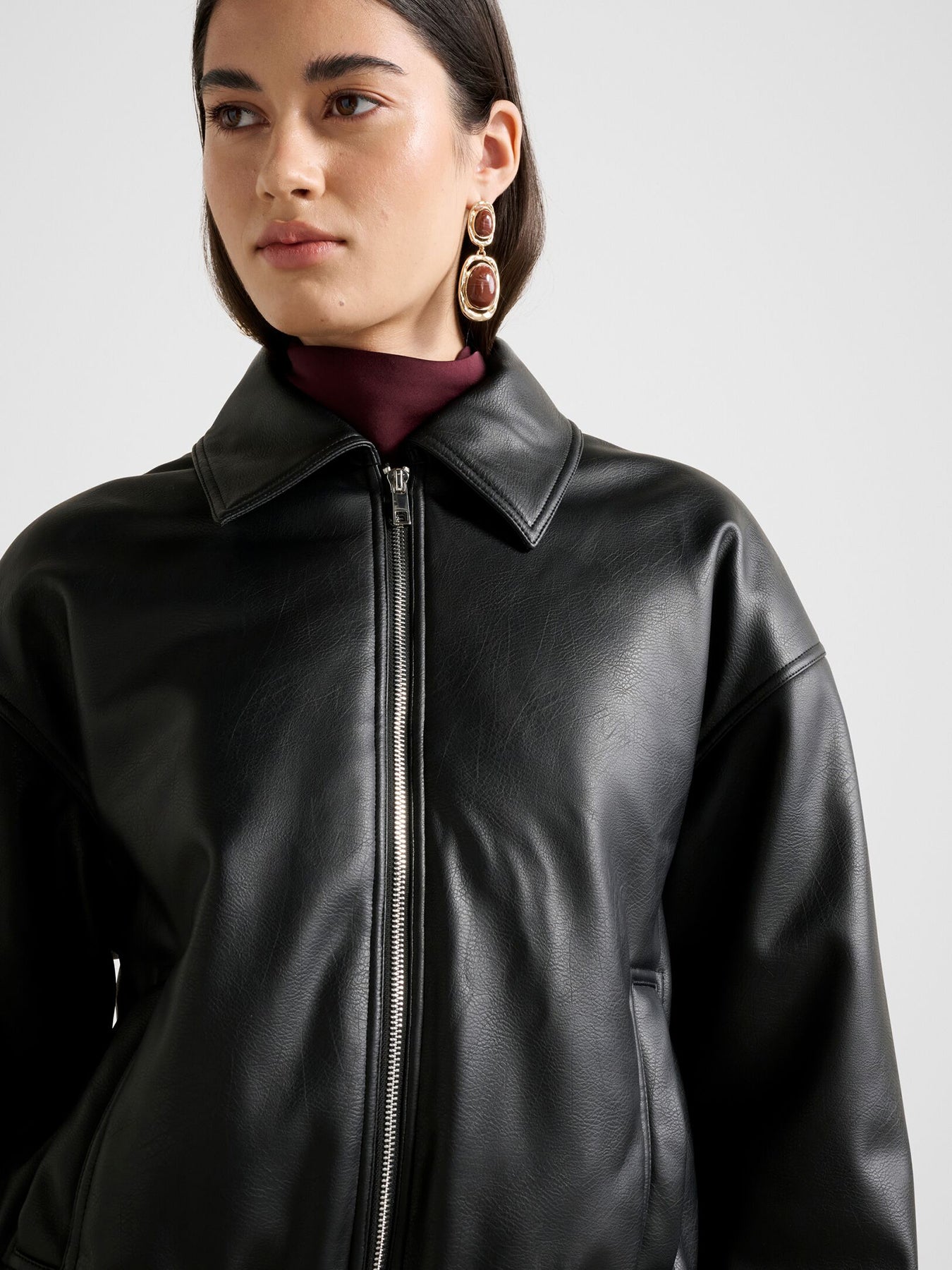Mattie Cropped Bomber Jacket Black
