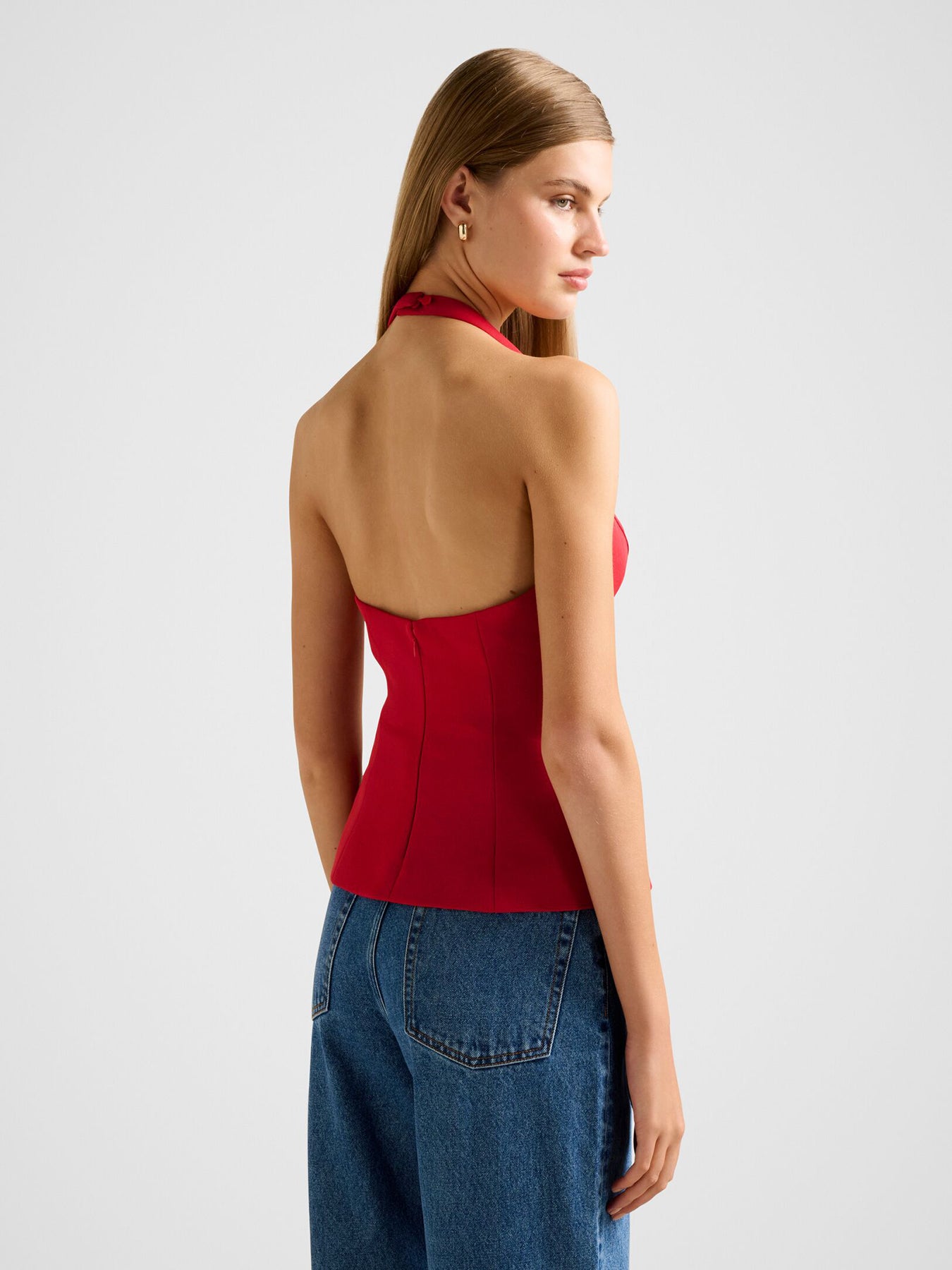 Dina Hardware Detail Top Red