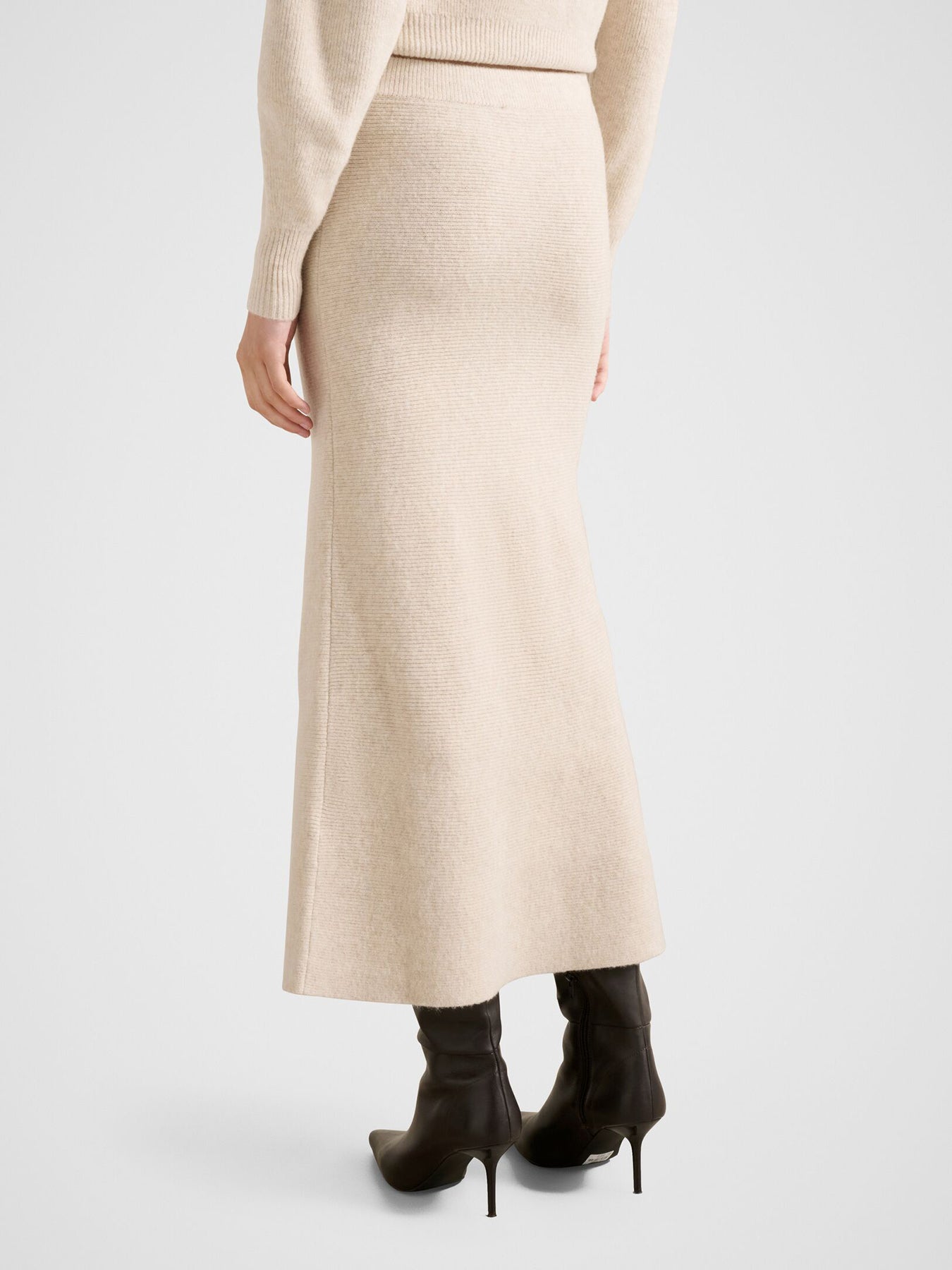 Cora Knitted Midi Skirt Nude