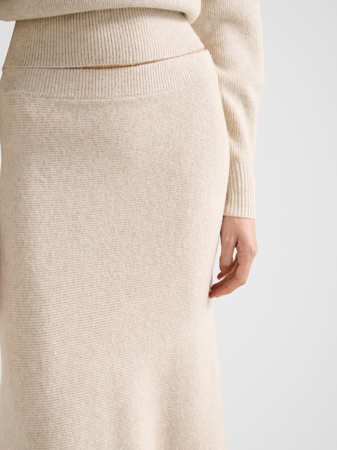Cora Knitted Midi Skirt Nude
